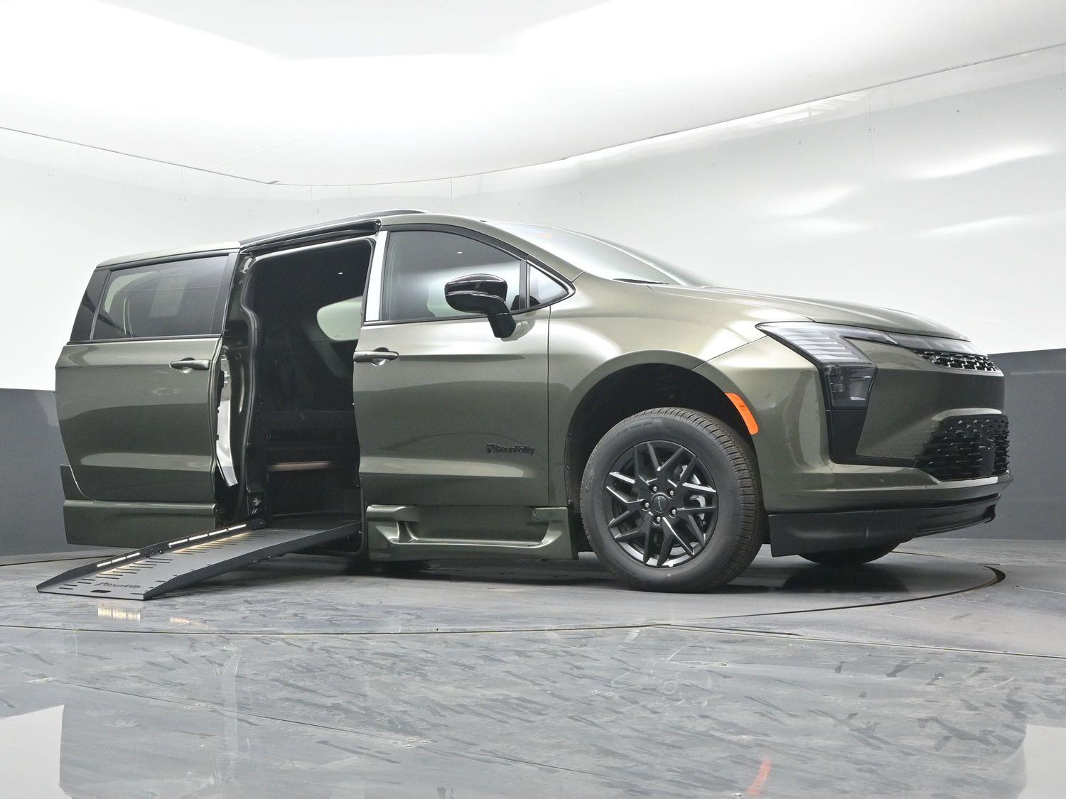 New 2027 Chrysler Pacifica Select