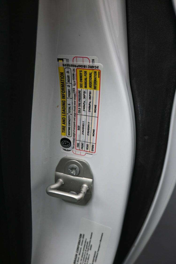 Pre-Owned 2023 Chrysler Pacifica Touring L