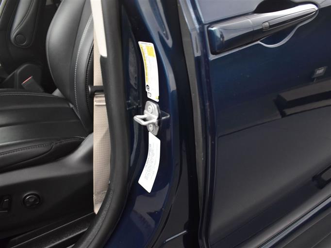 Certified Pre-Owned 2024 Chrysler Pacifica Touring L