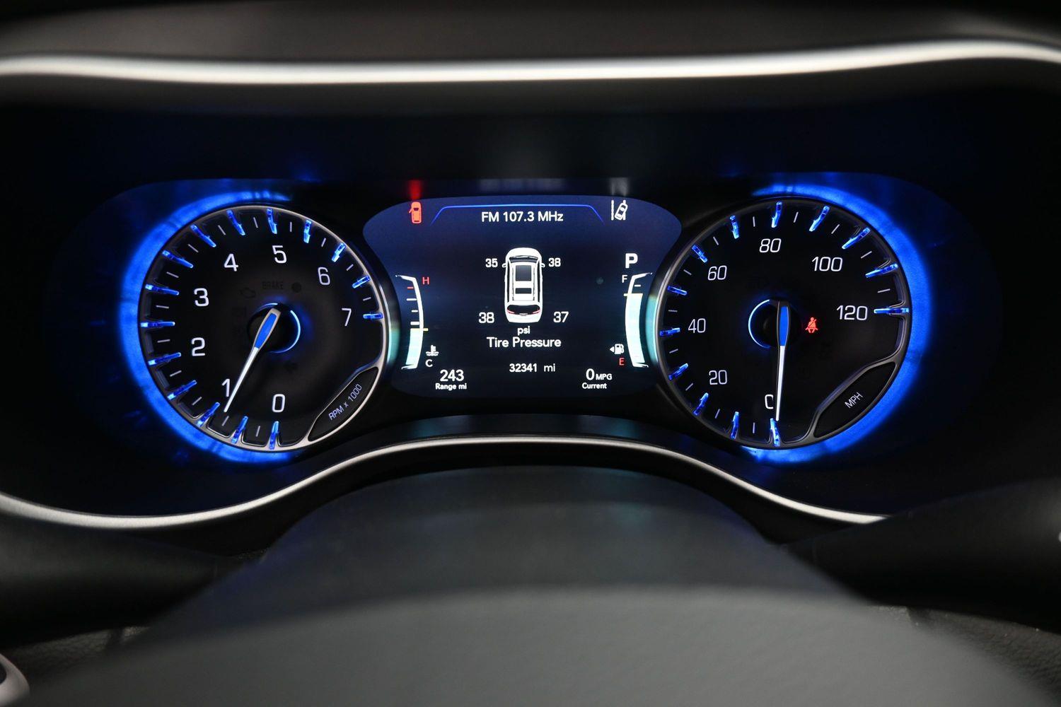 Pre-Owned 2026 Chrysler Pacifica Select - 27l