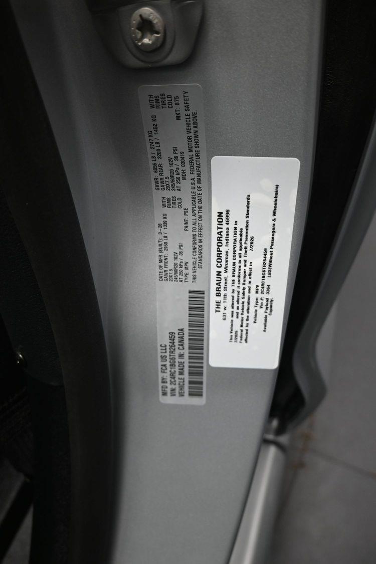 New 2026 Chrysler Pacifica Select