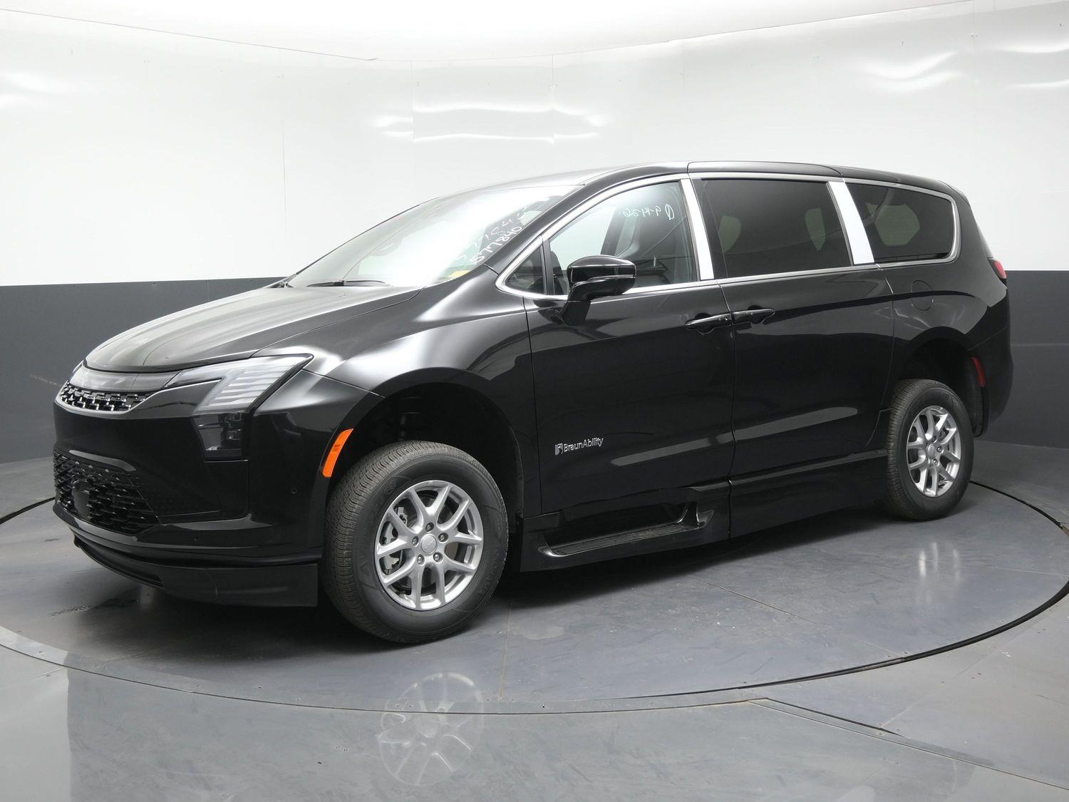 New 2027 Chrysler Pacifica Pacifica