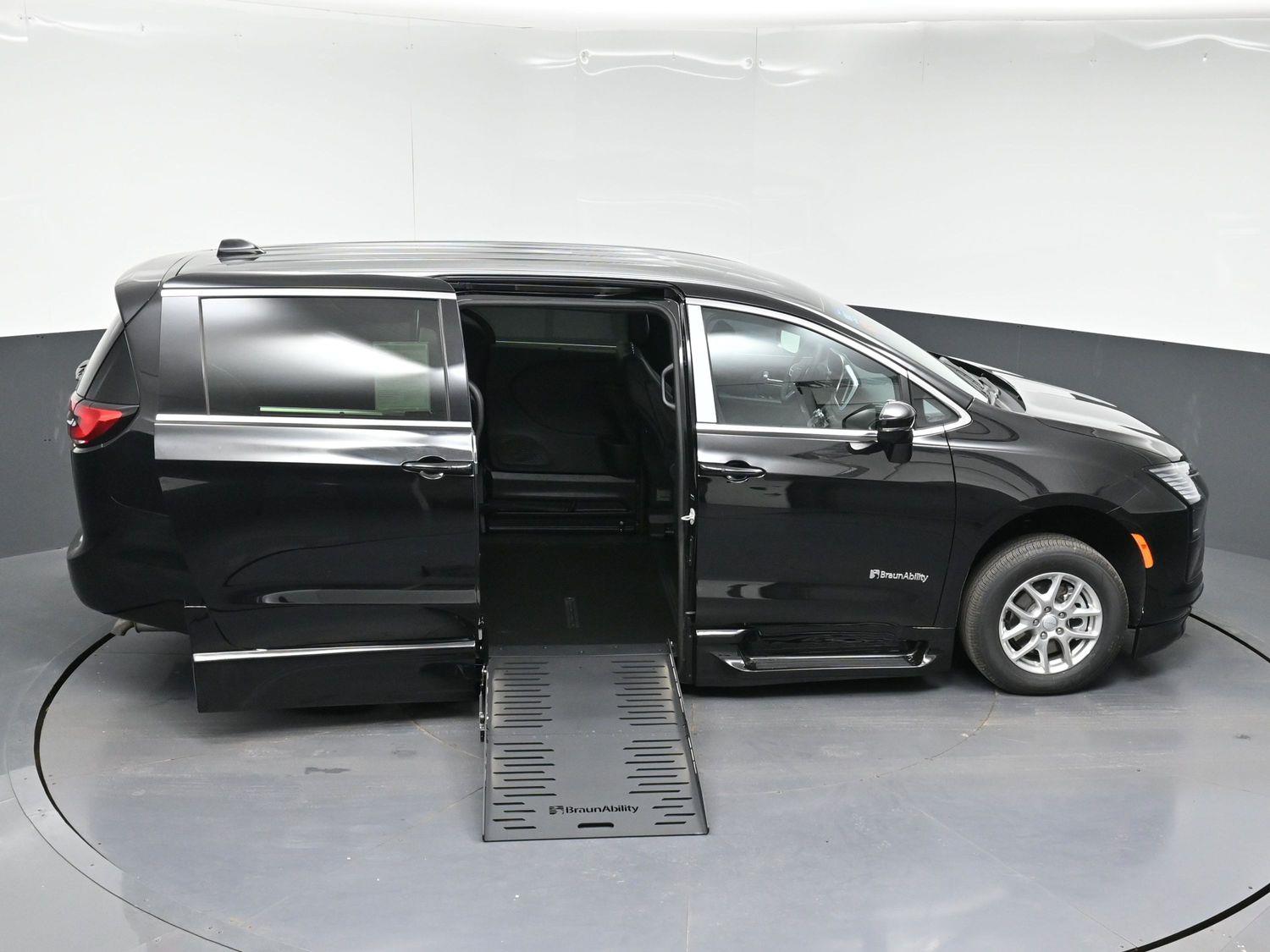 New 2027 Chrysler Pacifica Pacifica