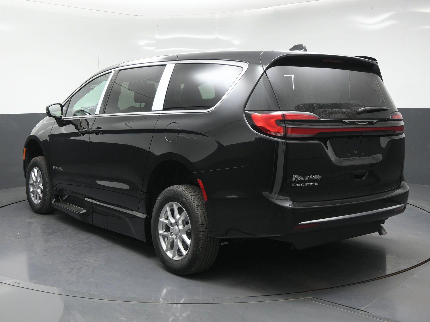 New 2027 Chrysler Pacifica Pacifica