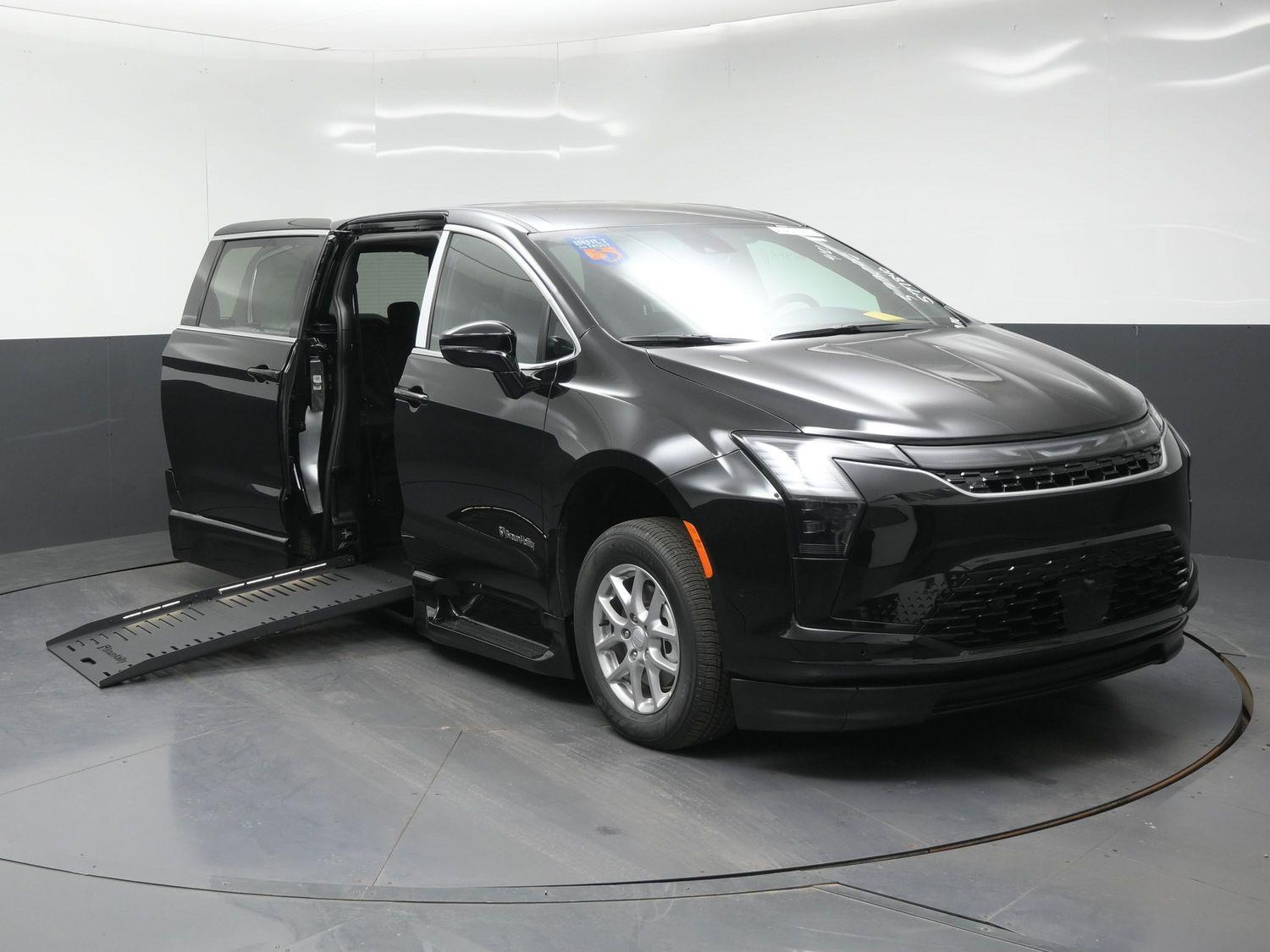 New 2027 Chrysler Pacifica Pacifica