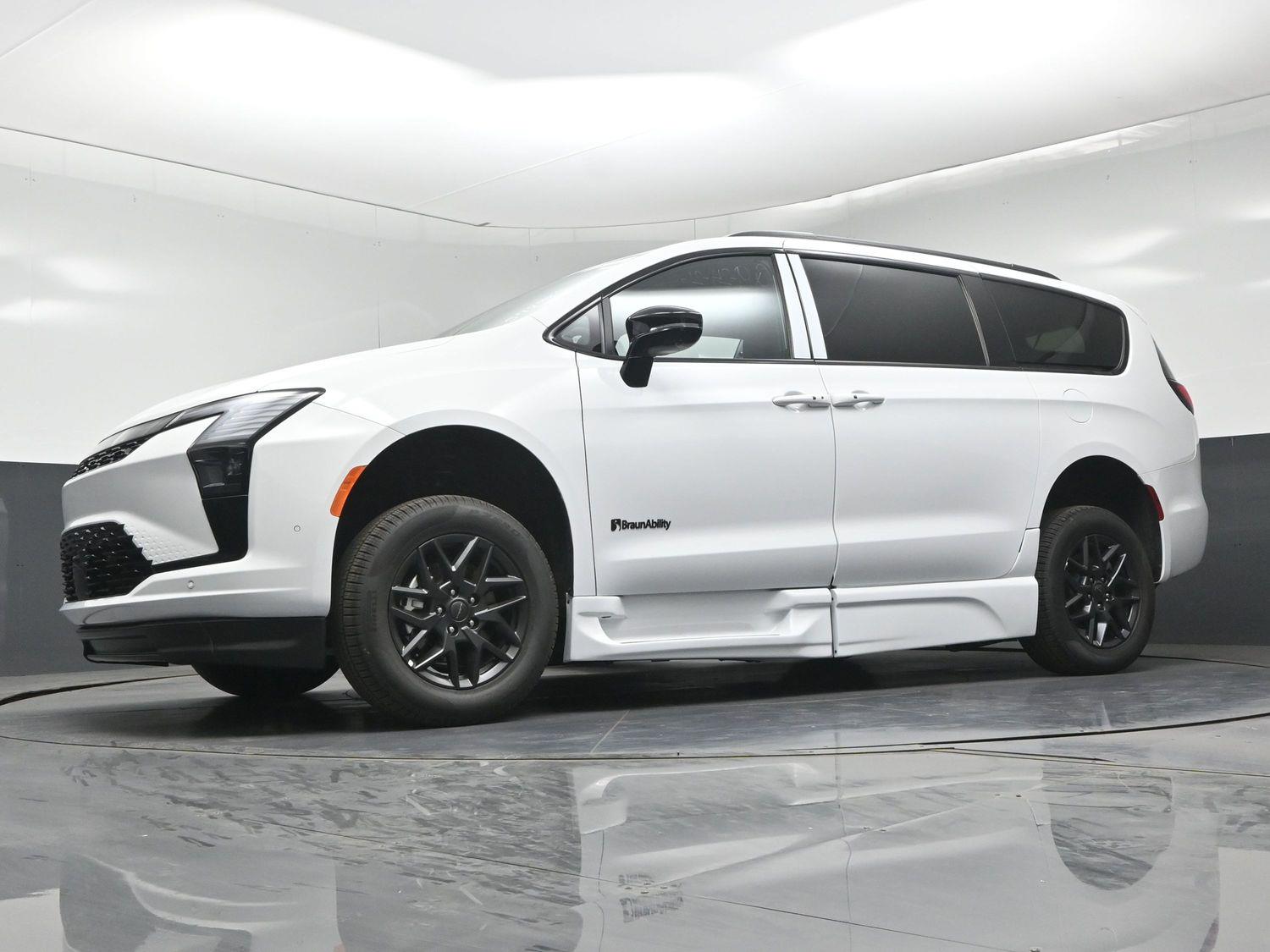 New 2027 Chrysler Pacifica Pacifica