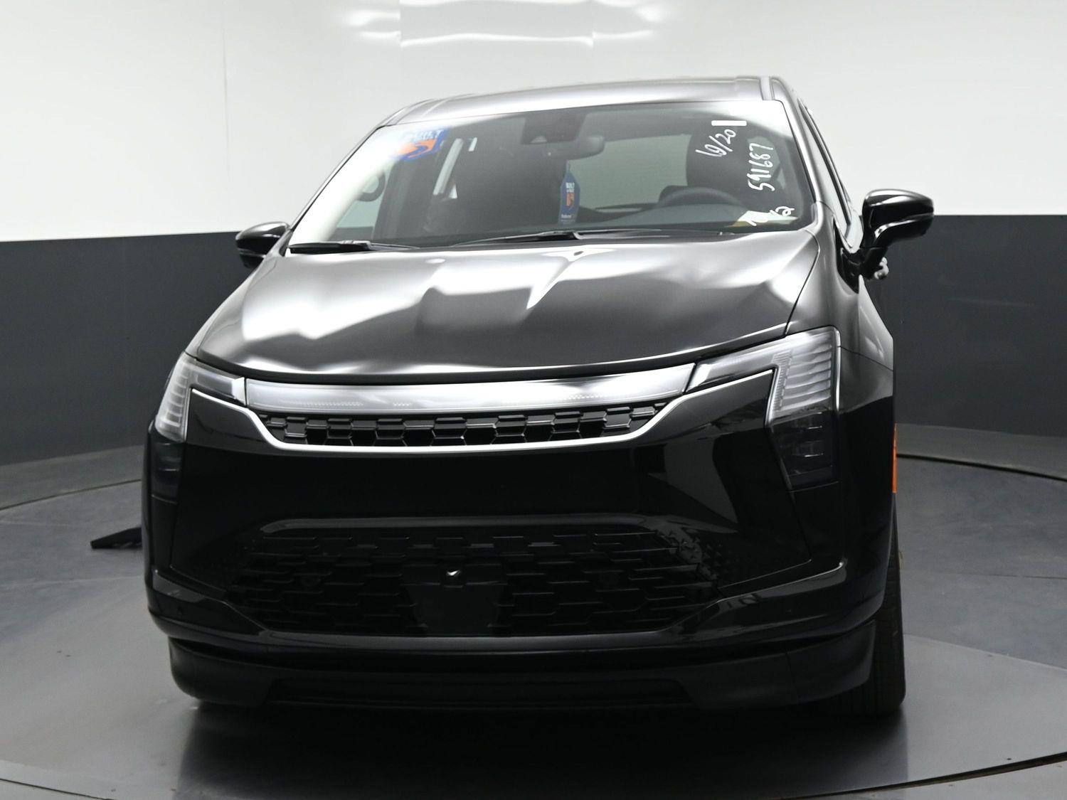 New 2027 Chrysler Pacifica Select