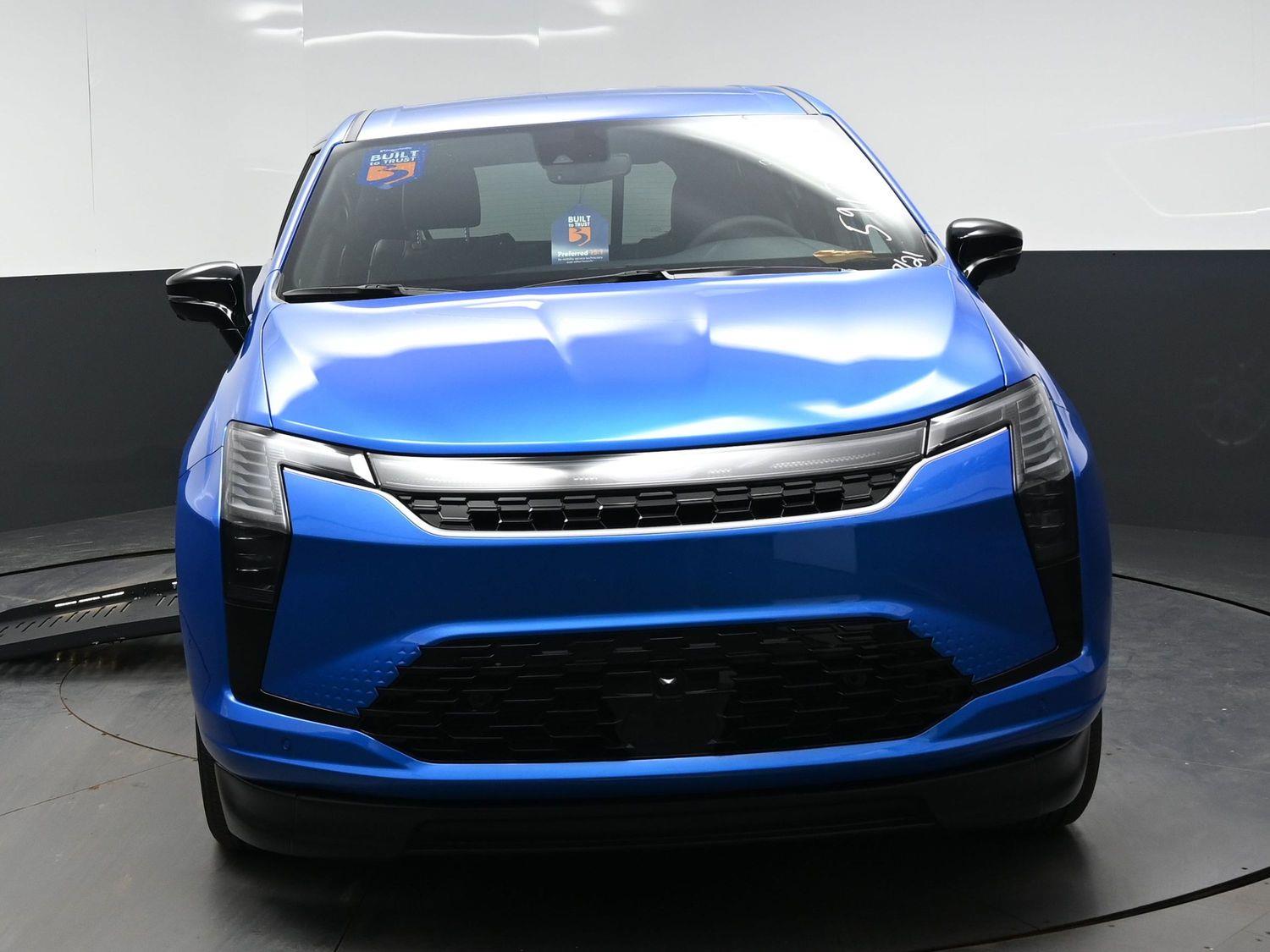 New 2027 Chrysler Pacifica Select