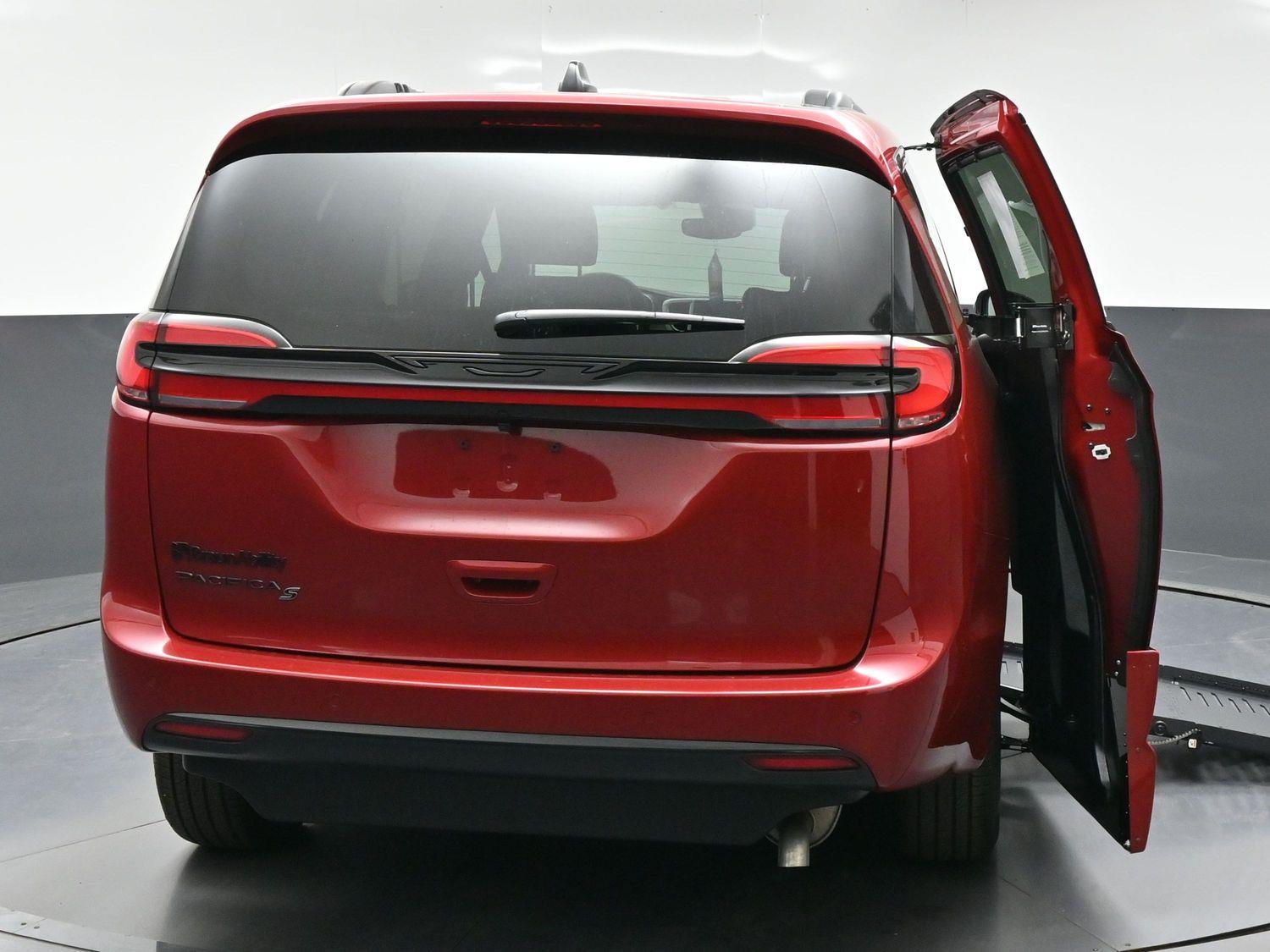 New 2027 Chrysler Pacifica Pacifica
