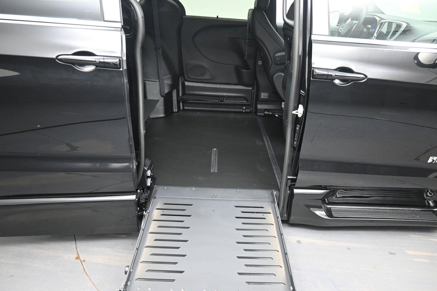 New 2027 Chrysler Pacifica Pacifica