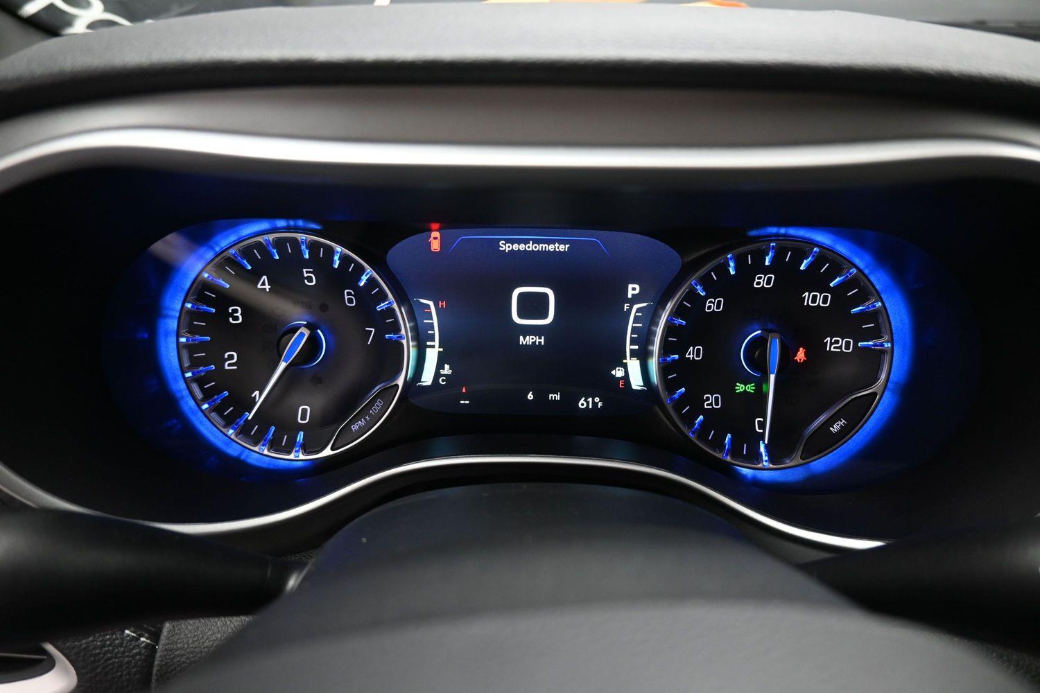New 2027 Chrysler Pacifica Select