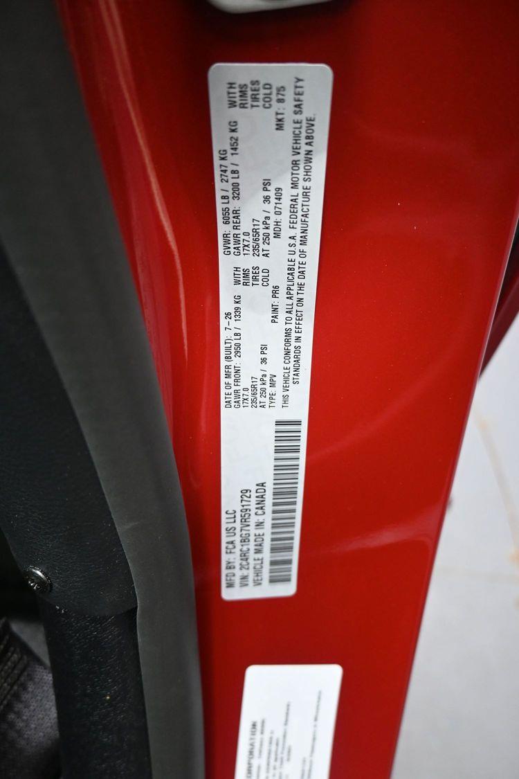 New 2027 Chrysler Pacifica Select