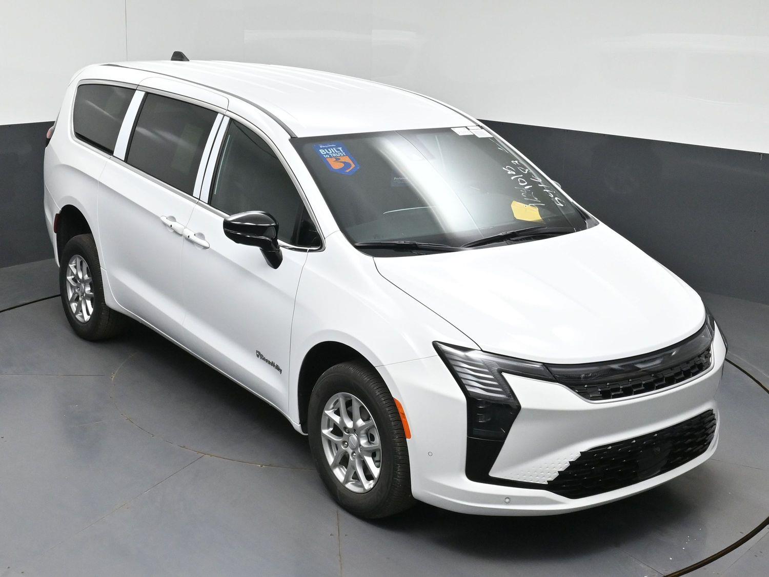 New 2027 Chrysler Pacifica Pacifica