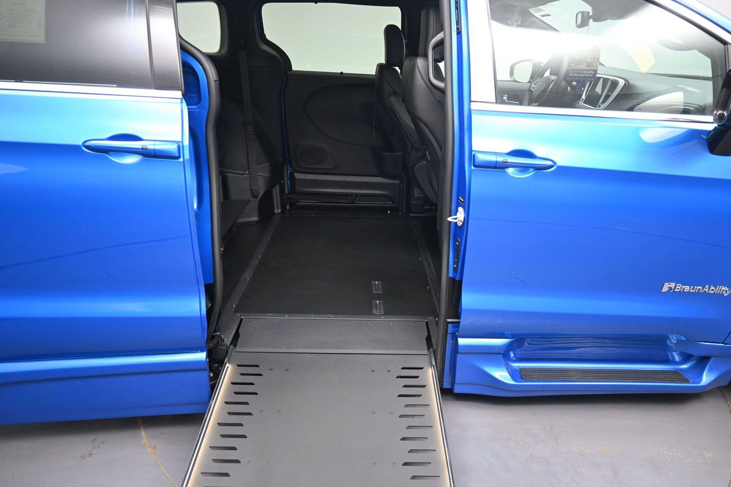 New 2027 Chrysler Pacifica Pacifica