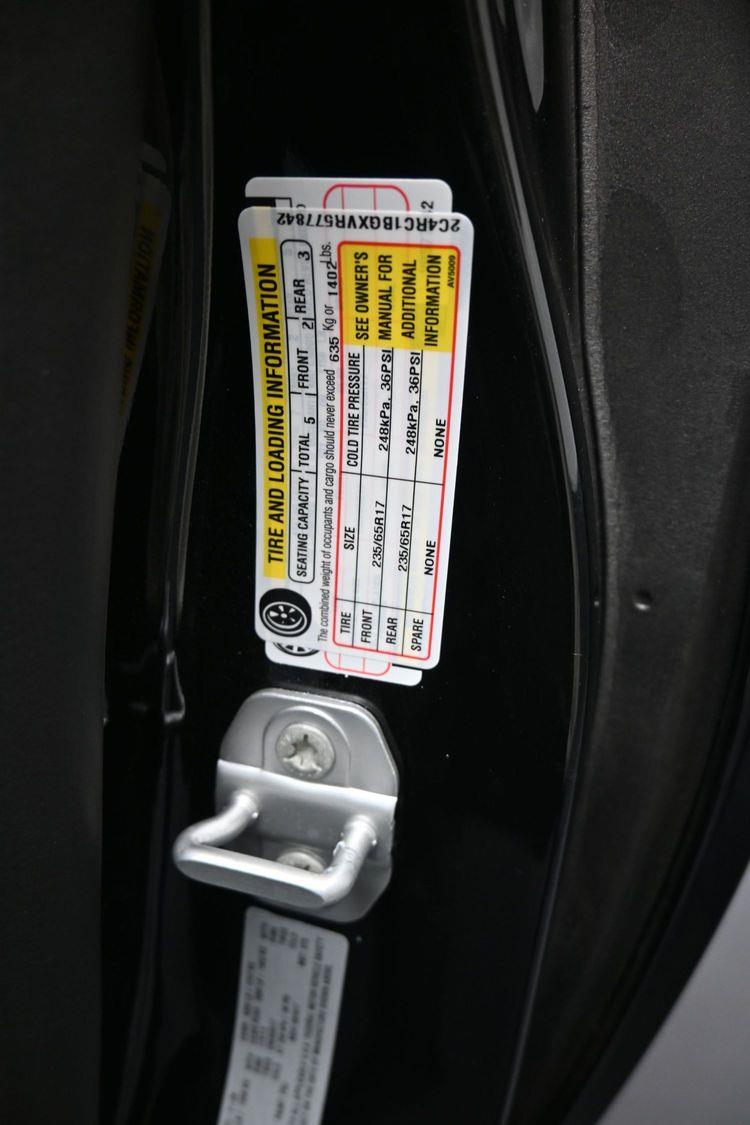 New 2027 Chrysler Pacifica Select