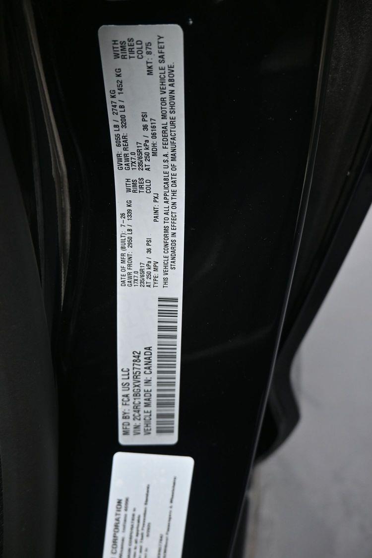 New 2027 Chrysler Pacifica Select