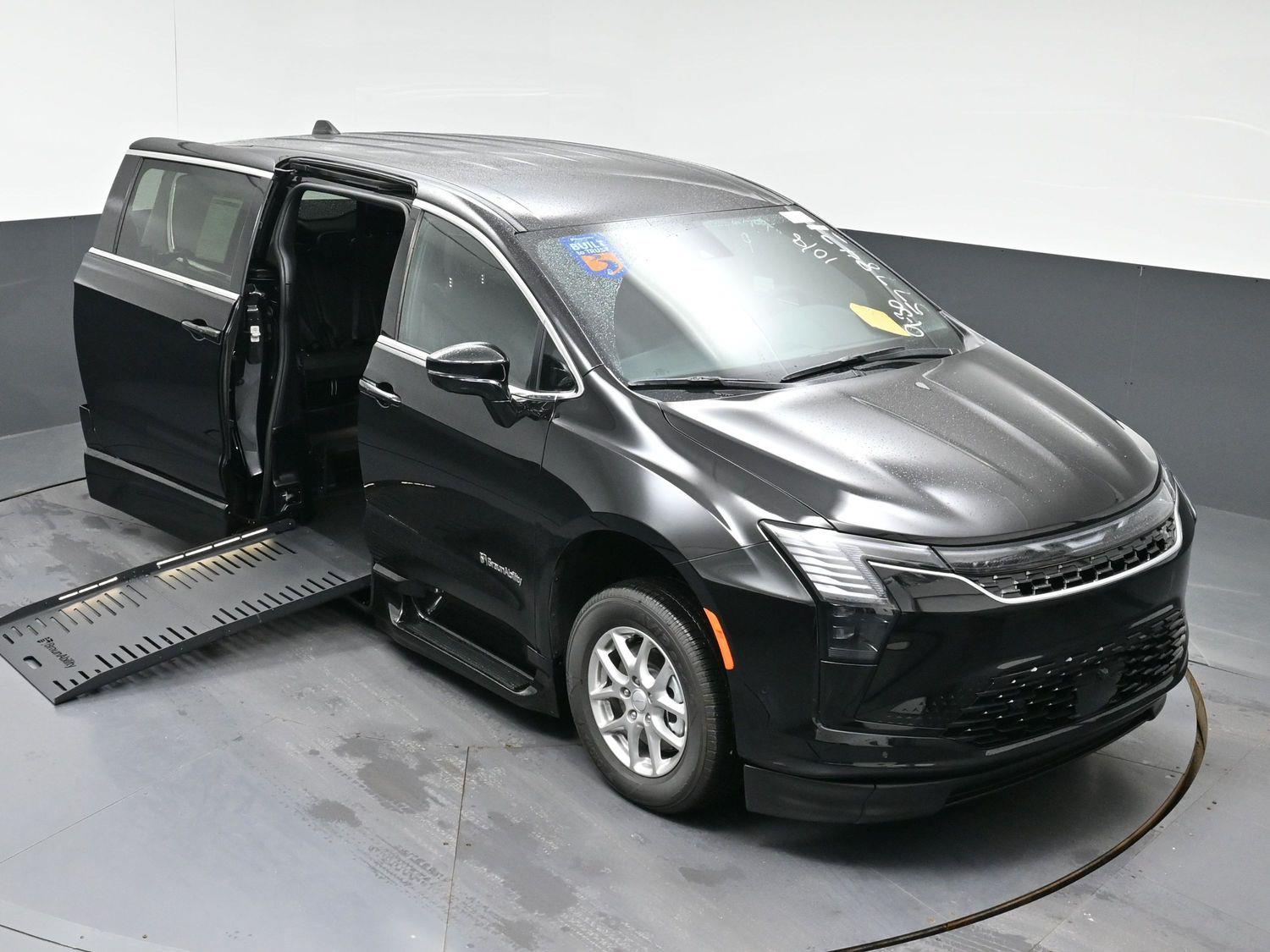 New 2027 Chrysler Pacifica Select