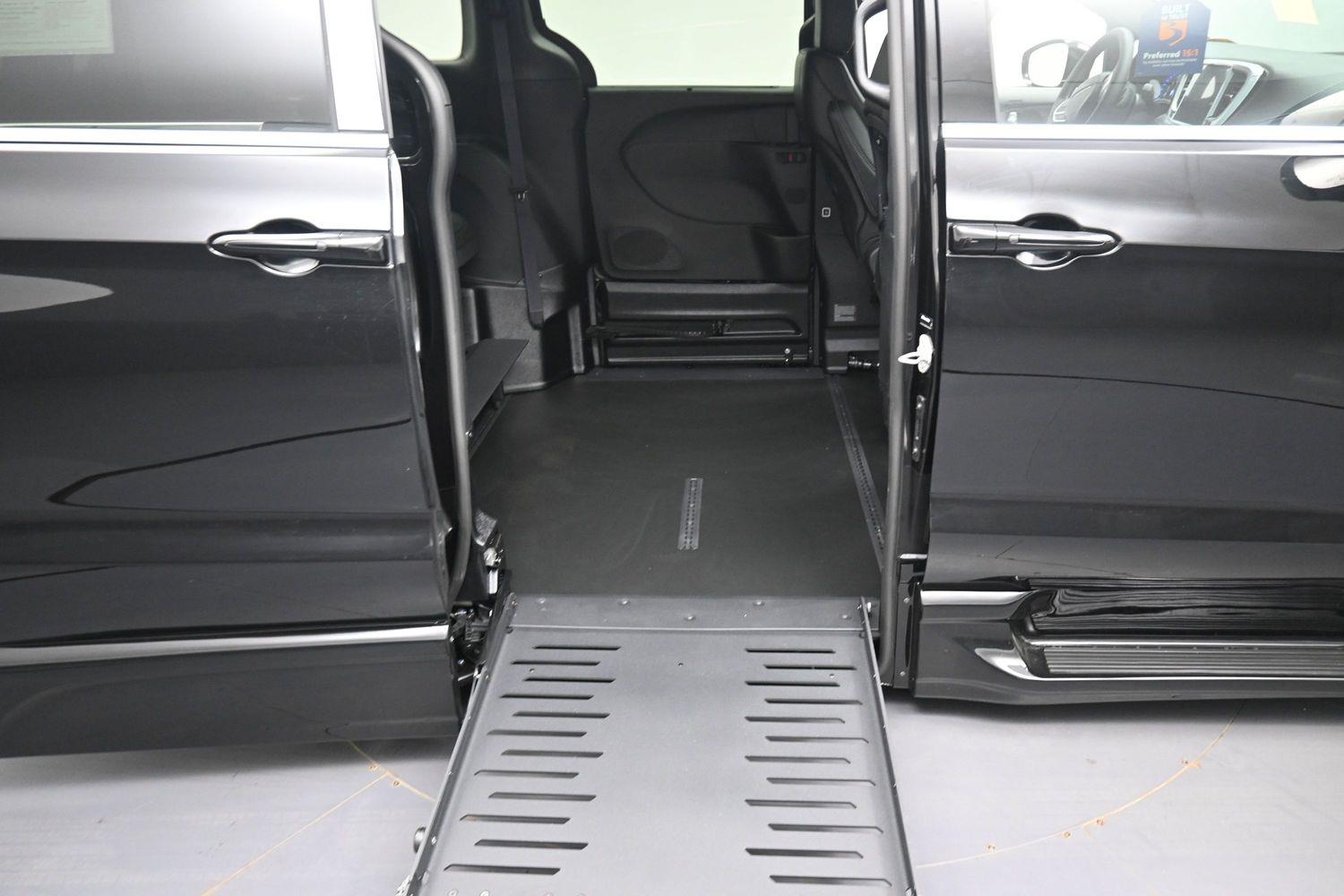New 2027 Chrysler Pacifica Pacifica