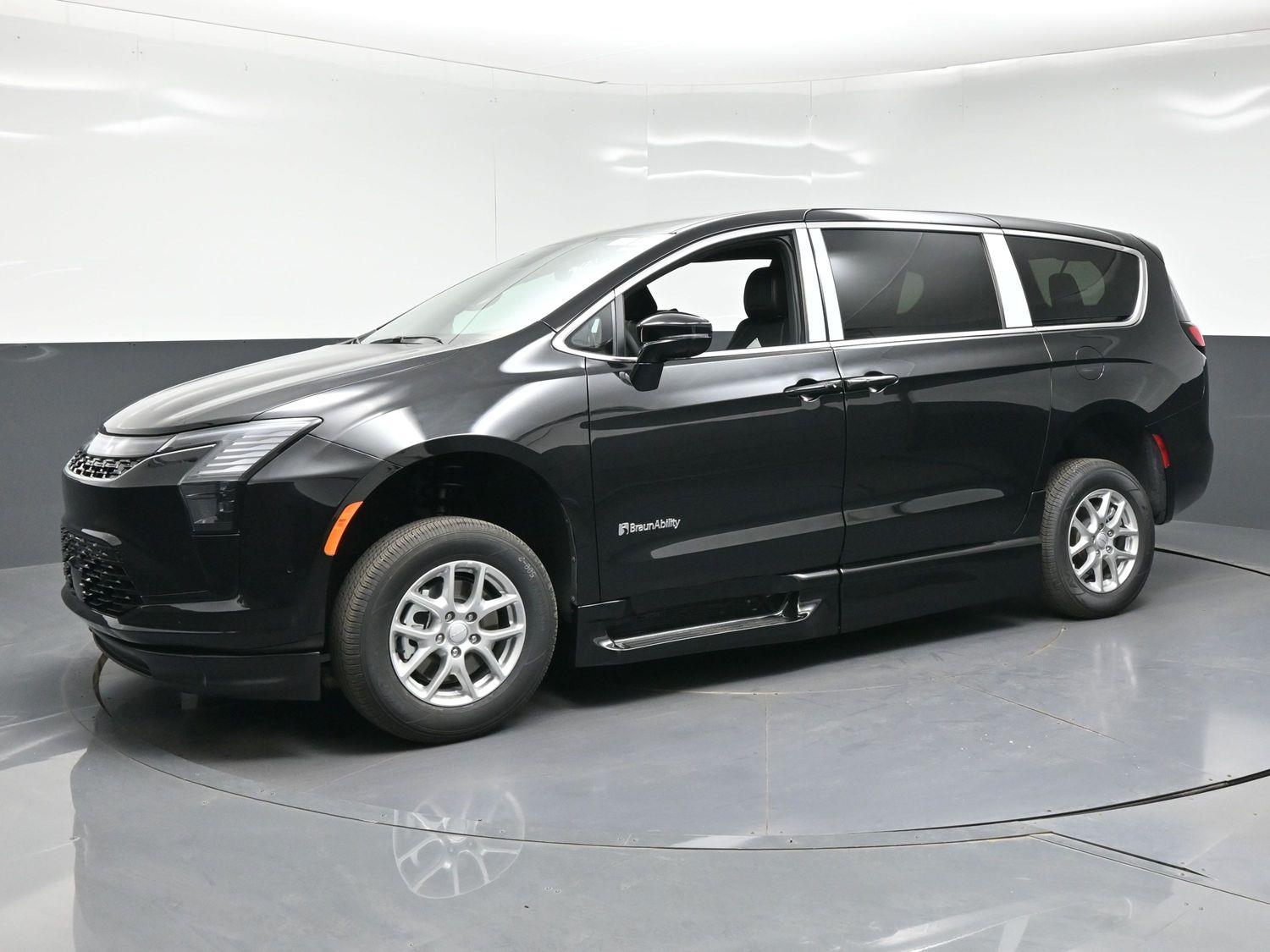 New 2027 Chrysler Pacifica Pacifica
