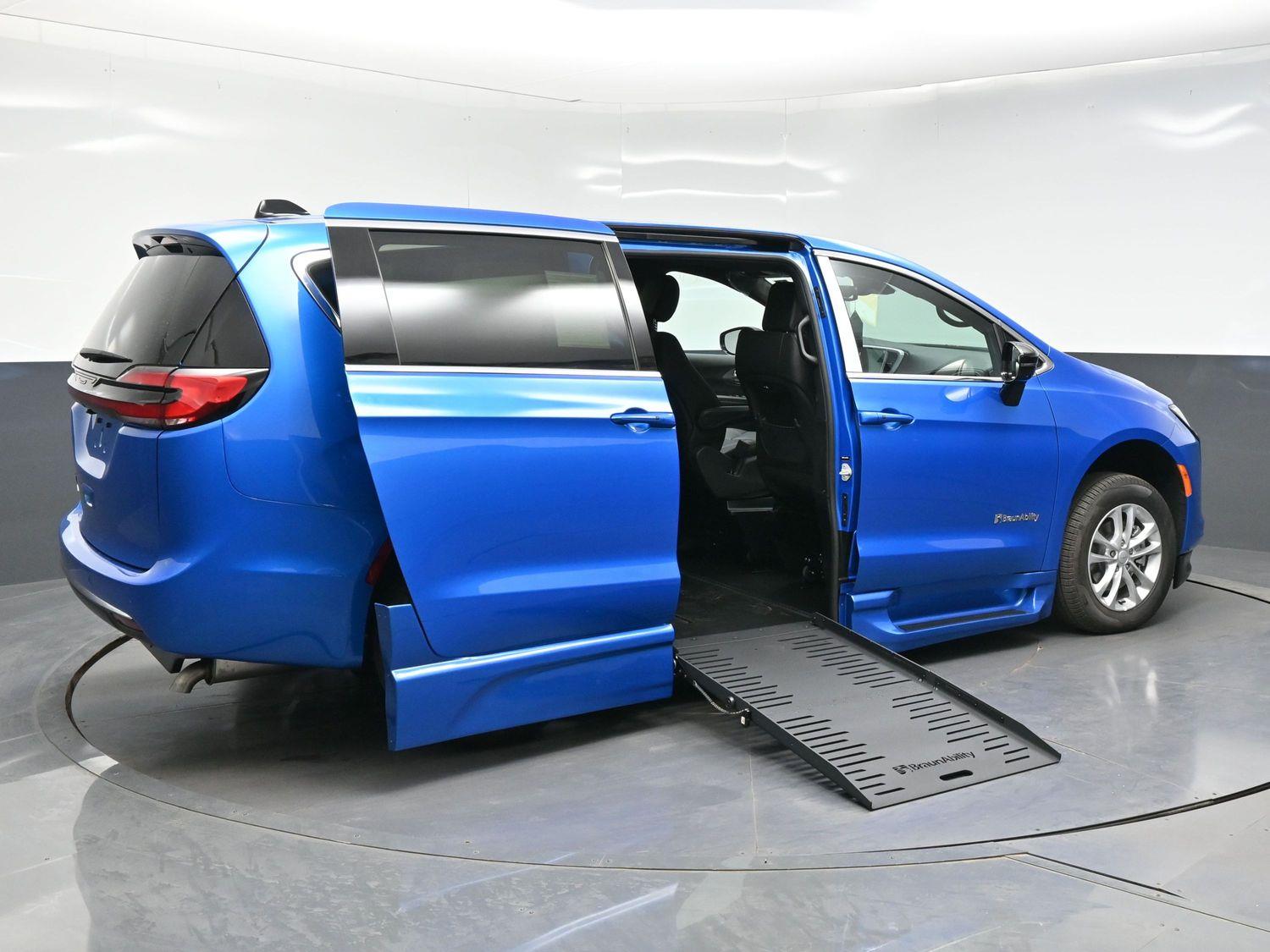 New 2027 Chrysler Pacifica Pacifica