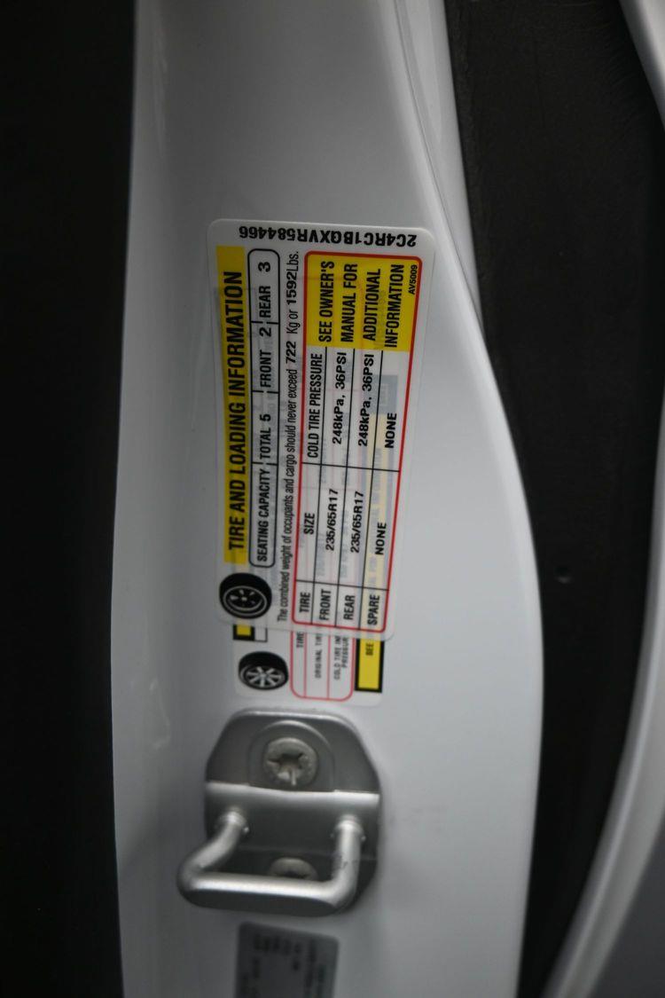 New 2027 Chrysler Pacifica Select