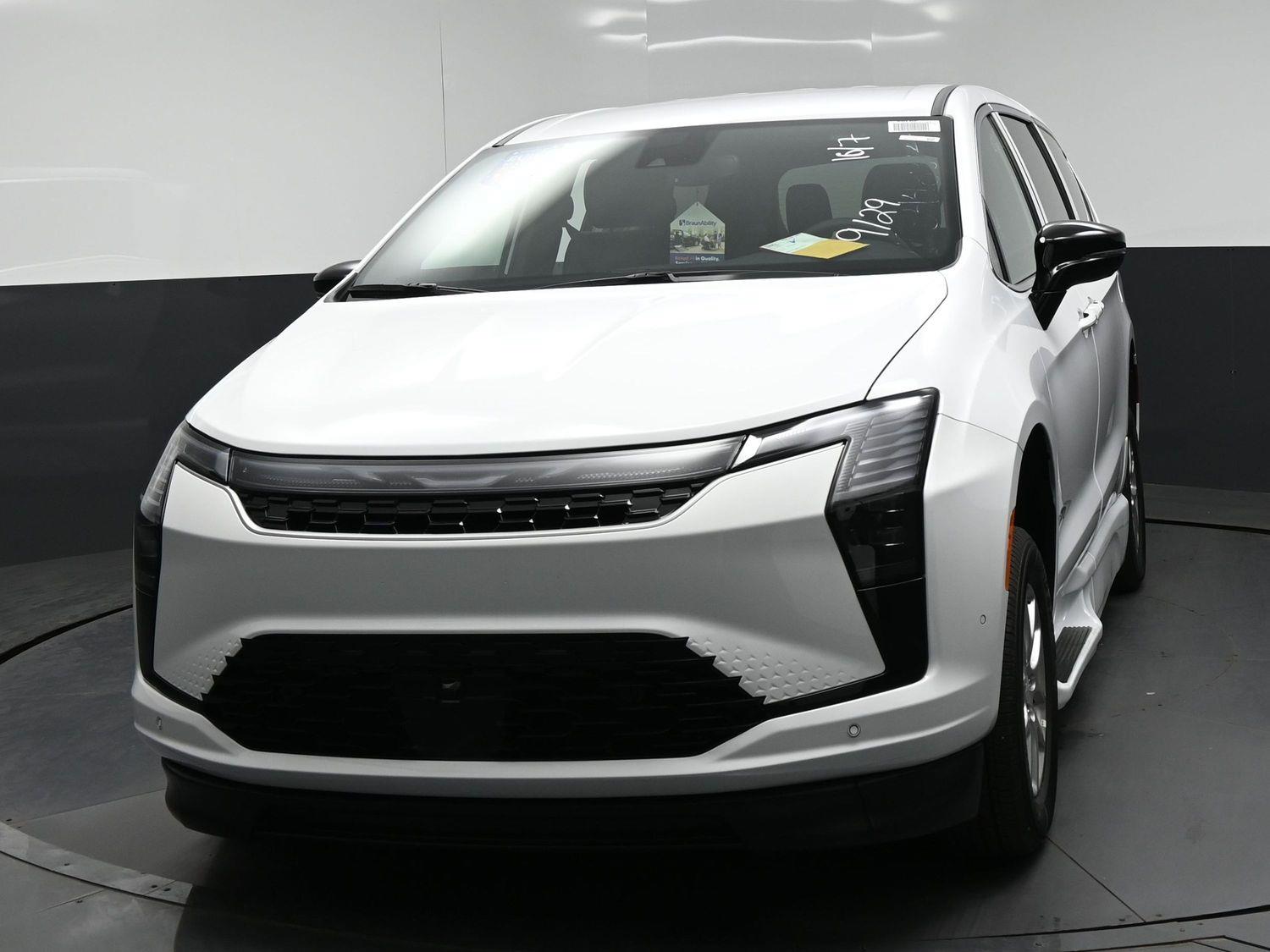 New 2027 Chrysler Pacifica Select