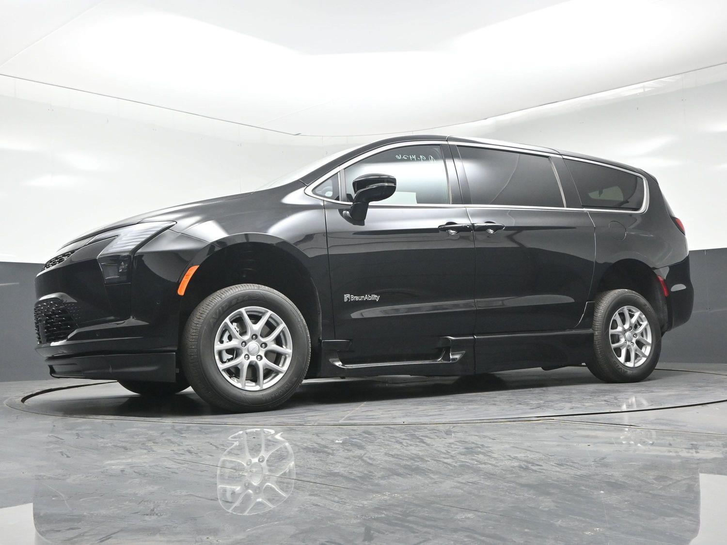 New 2027 Chrysler Pacifica Pacifica