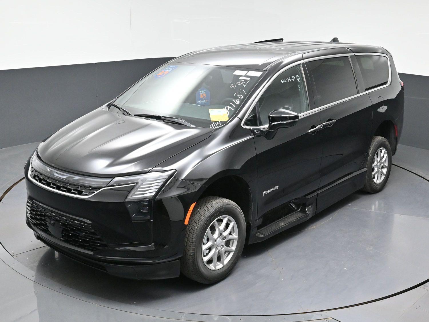 New 2027 Chrysler Pacifica Pacifica