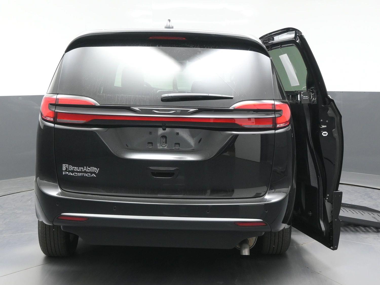 New 2027 Chrysler Pacifica Pacifica
