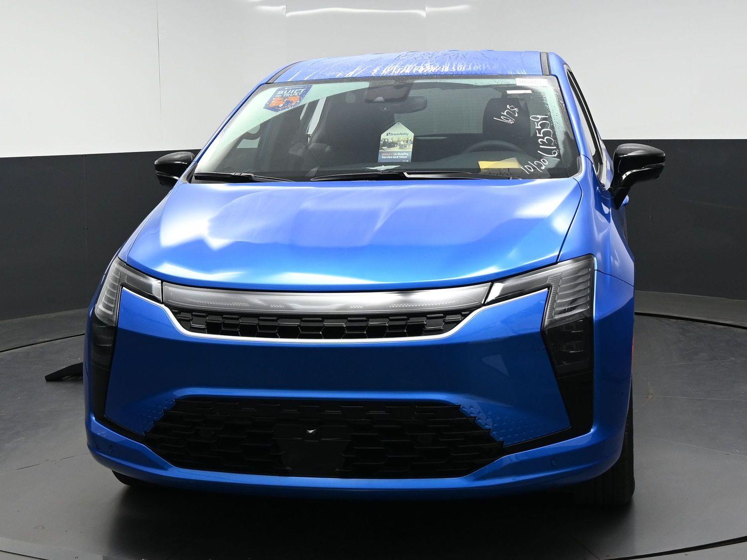 New 2027 Chrysler Pacifica Select