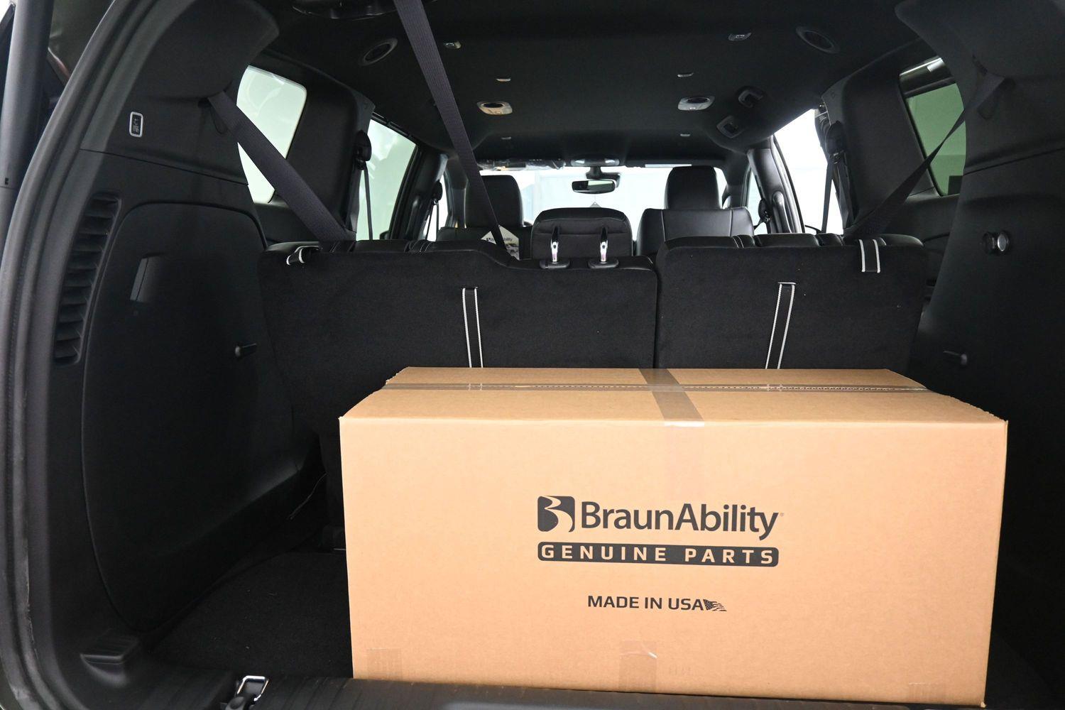 New 2027 Chrysler Pacifica Select