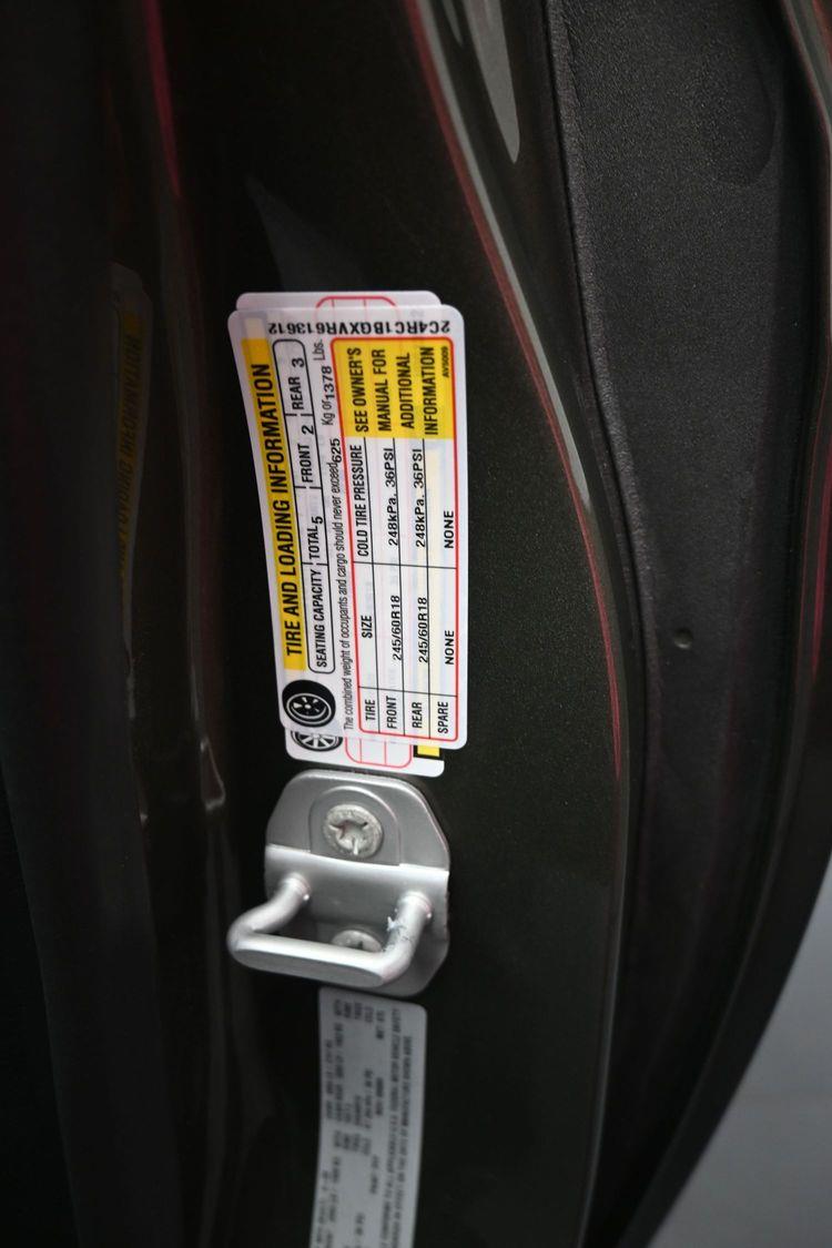 New 2027 Chrysler Pacifica Select