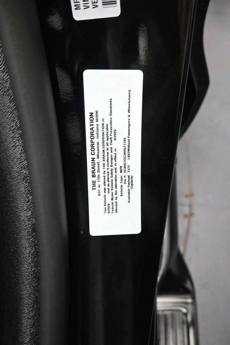 New 2027 Chrysler Pacifica LX