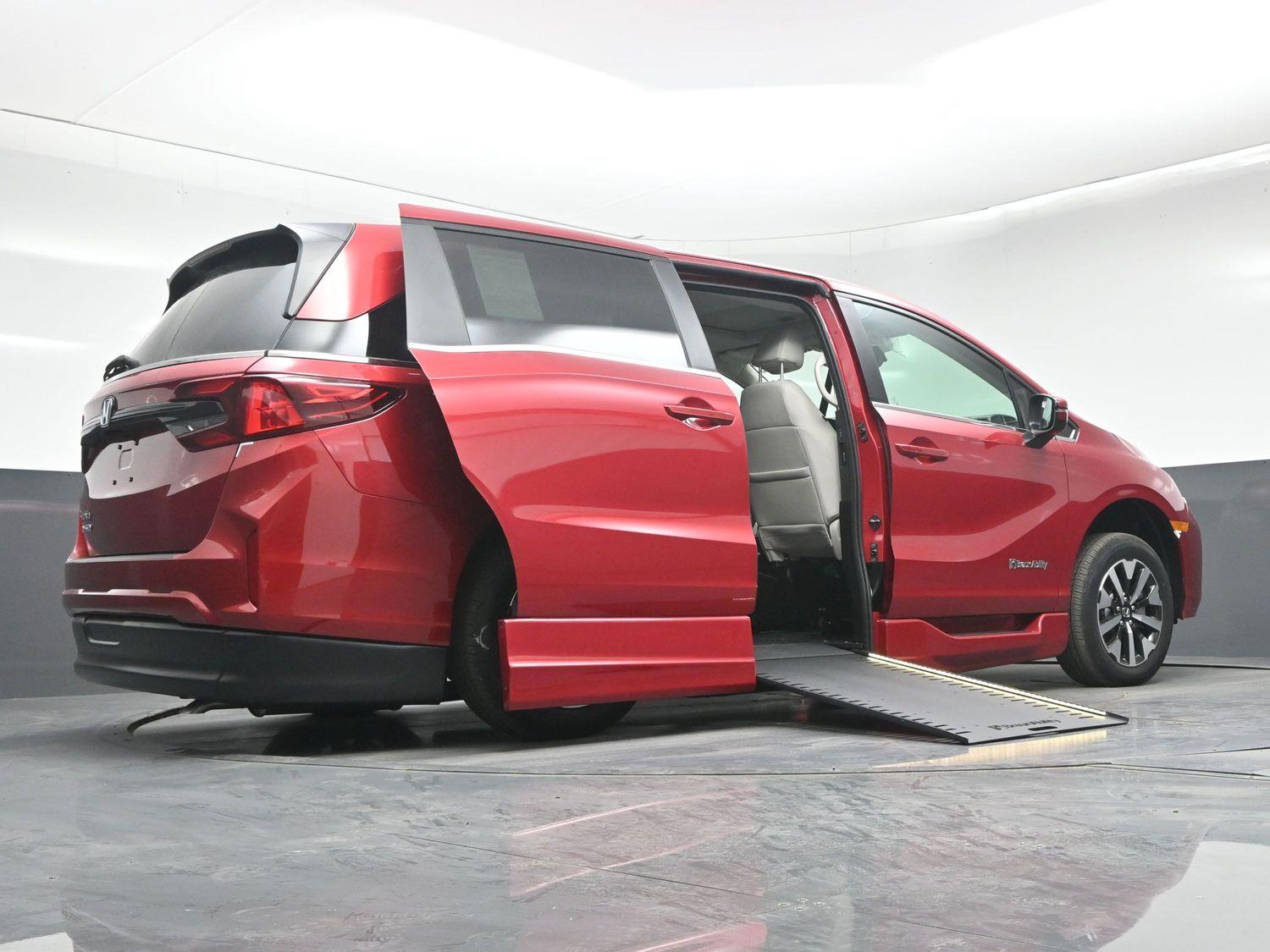 New 2026 Honda Odyssey EX-L