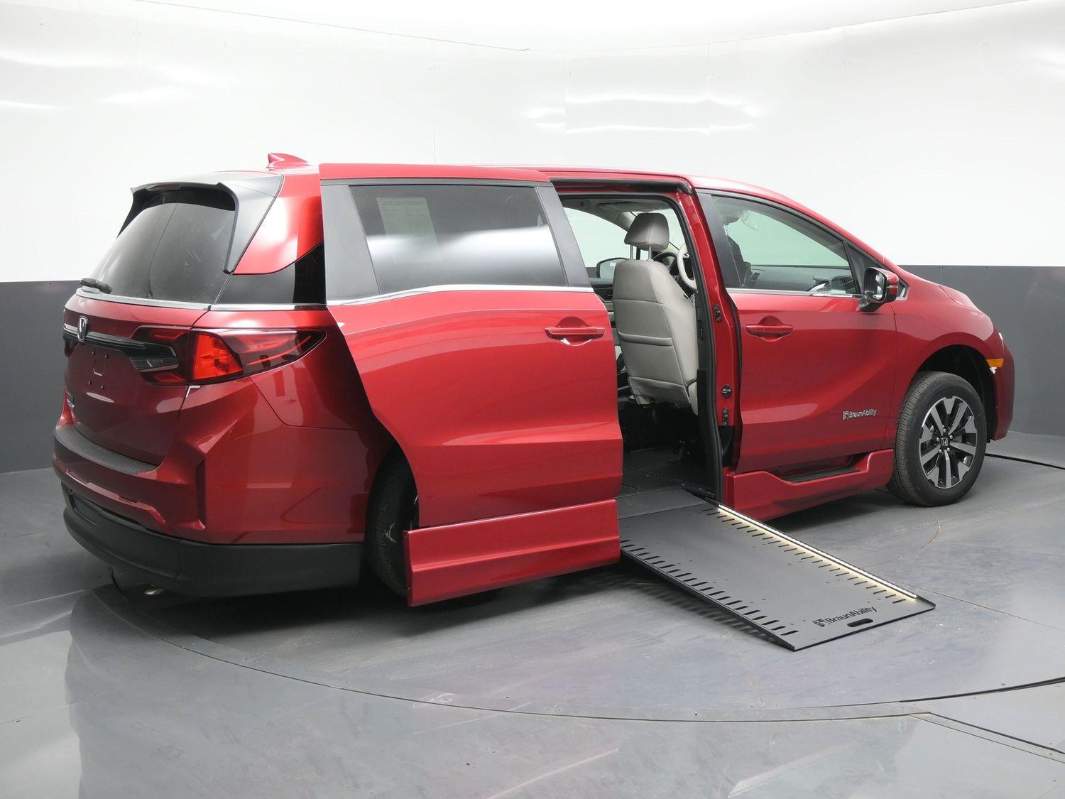 New 2026 Honda Odyssey EX-L