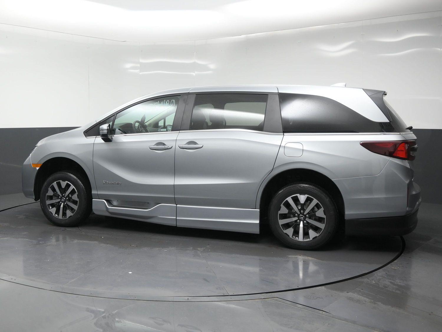 New 2026 Honda Odyssey EX-L