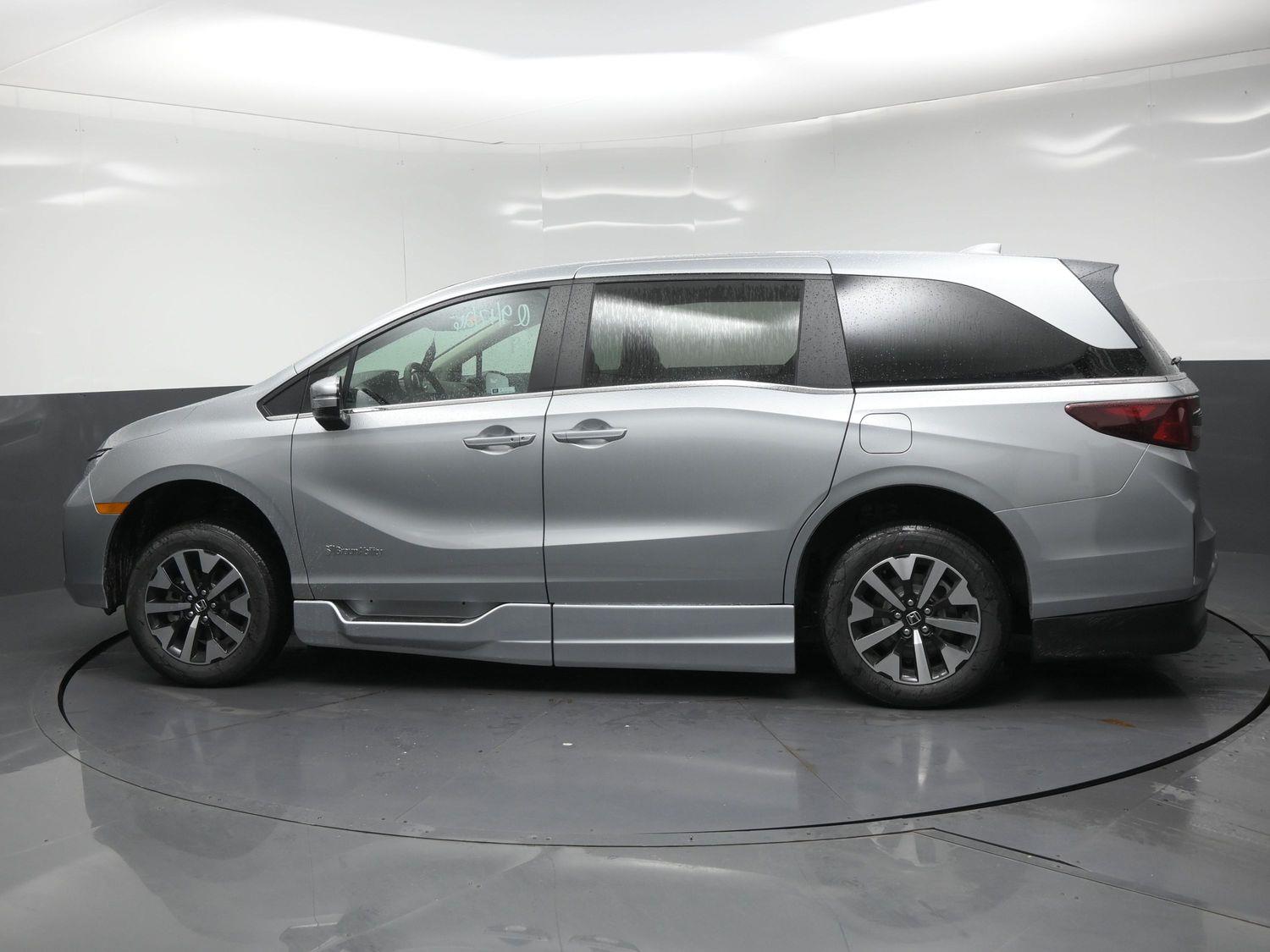 New 2026 Honda Odyssey EX-L