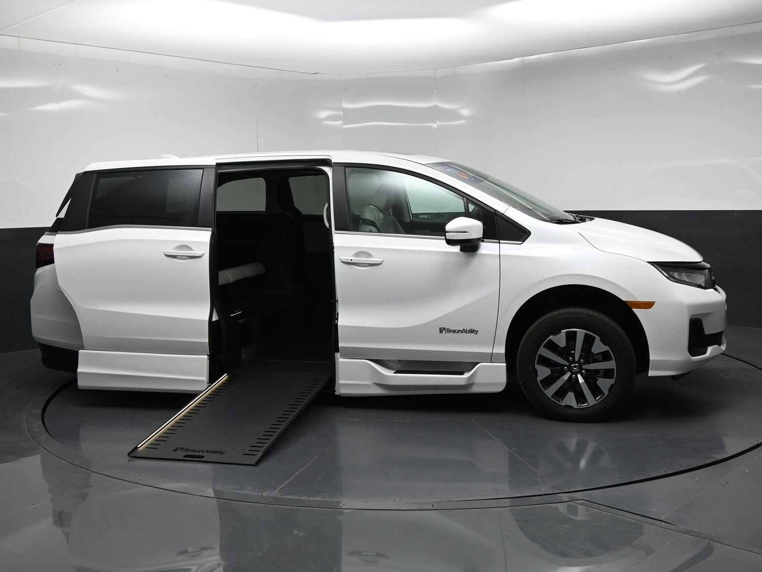 New 2026 Honda Odyssey EX-L