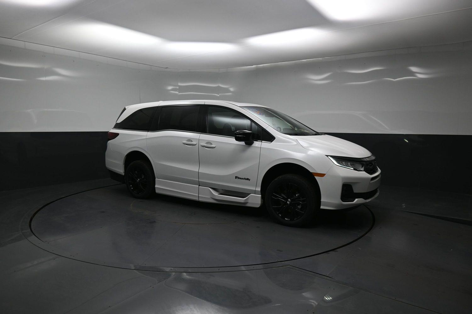 New 2026 Honda Odyssey Sport