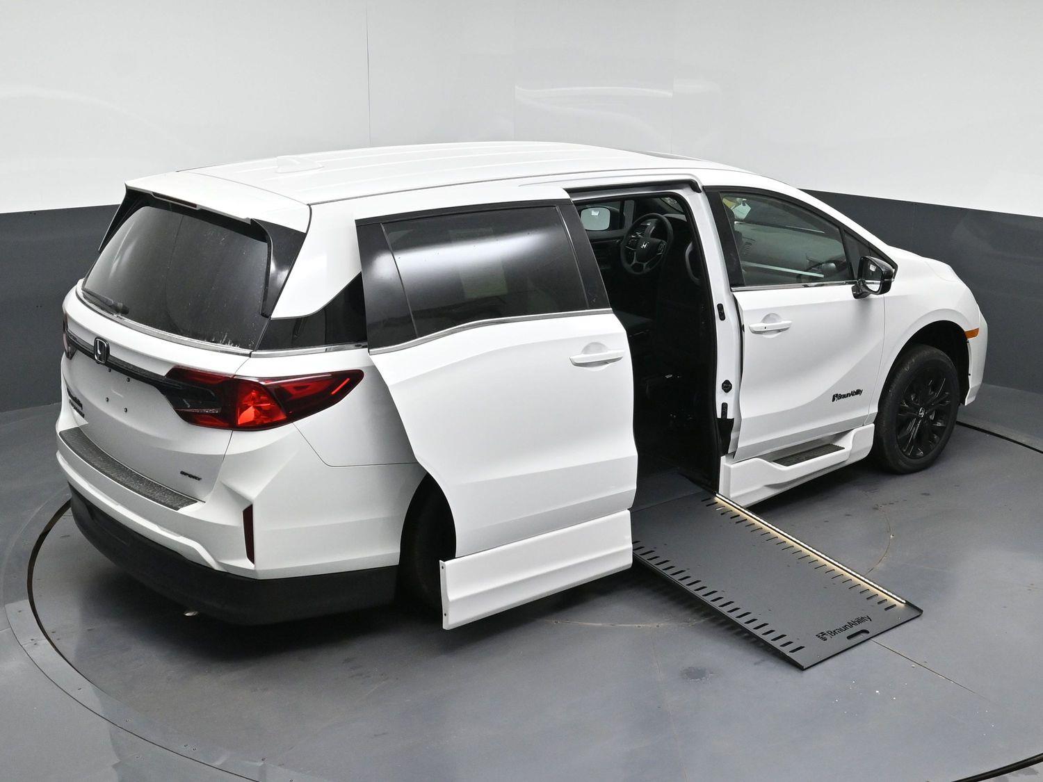 New 2026 Honda Odyssey Sport
