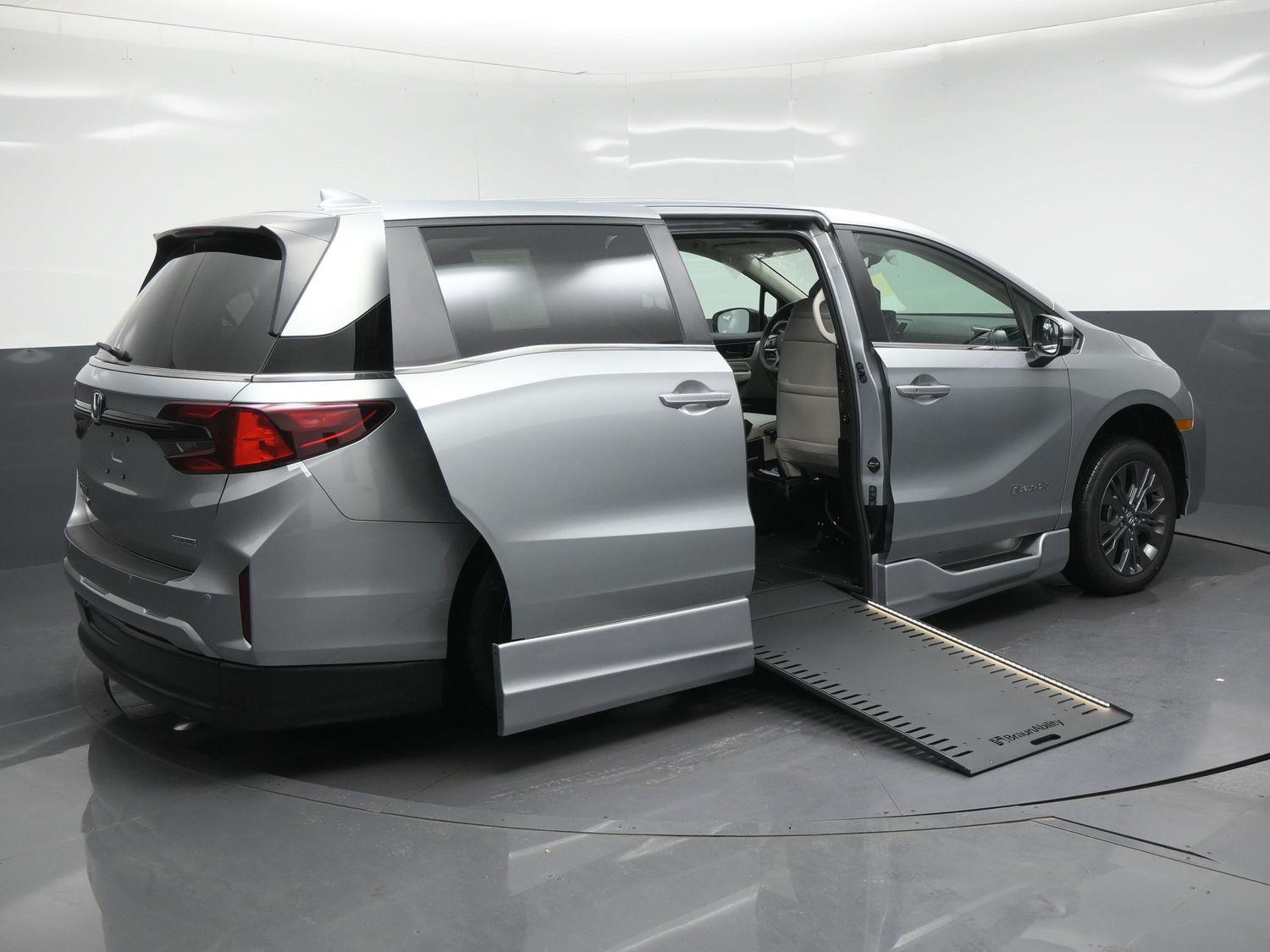 New 2026 Honda Odyssey Trg- Touring