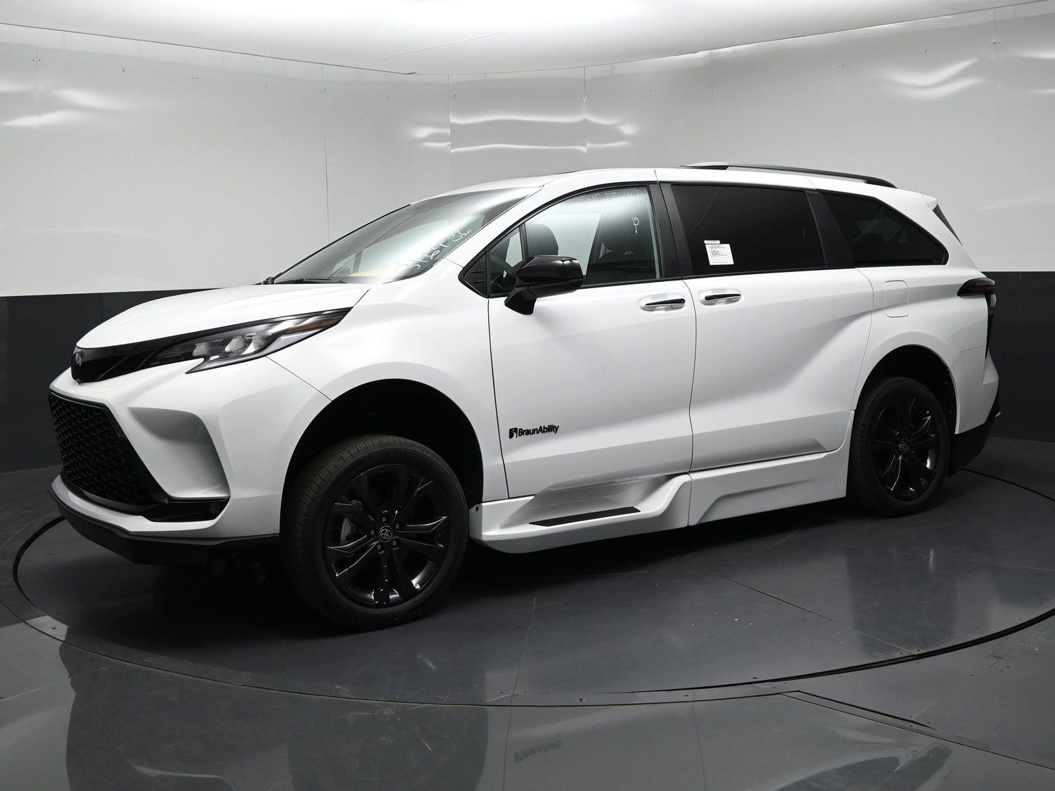 New 2026 Toyota Sienna Sport