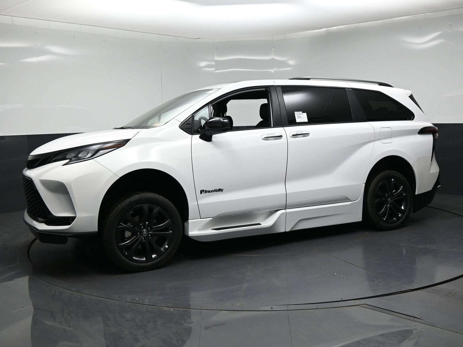 New 2026 Toyota Sienna Sport