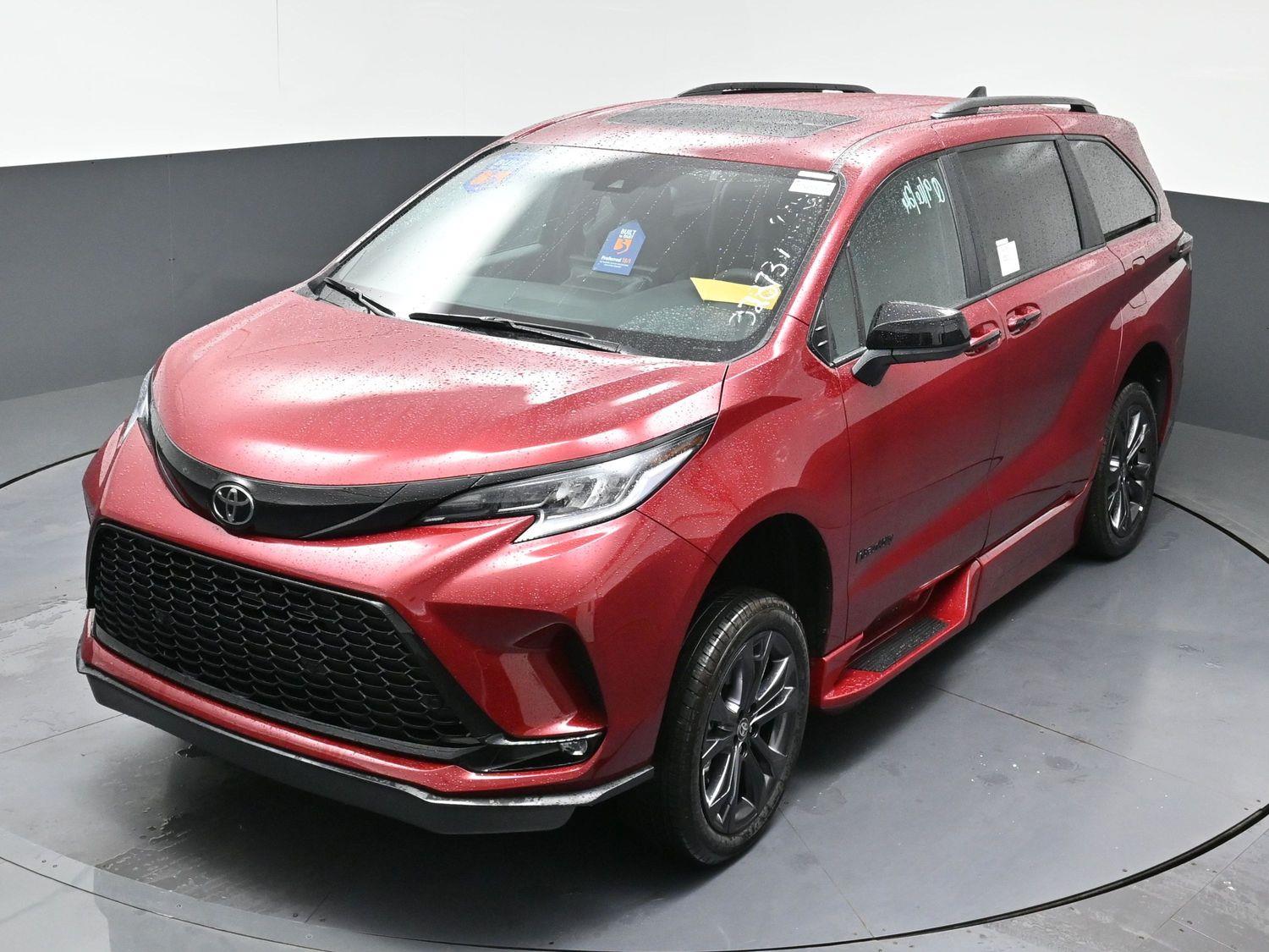 New 2026 Toyota Sienna Sport