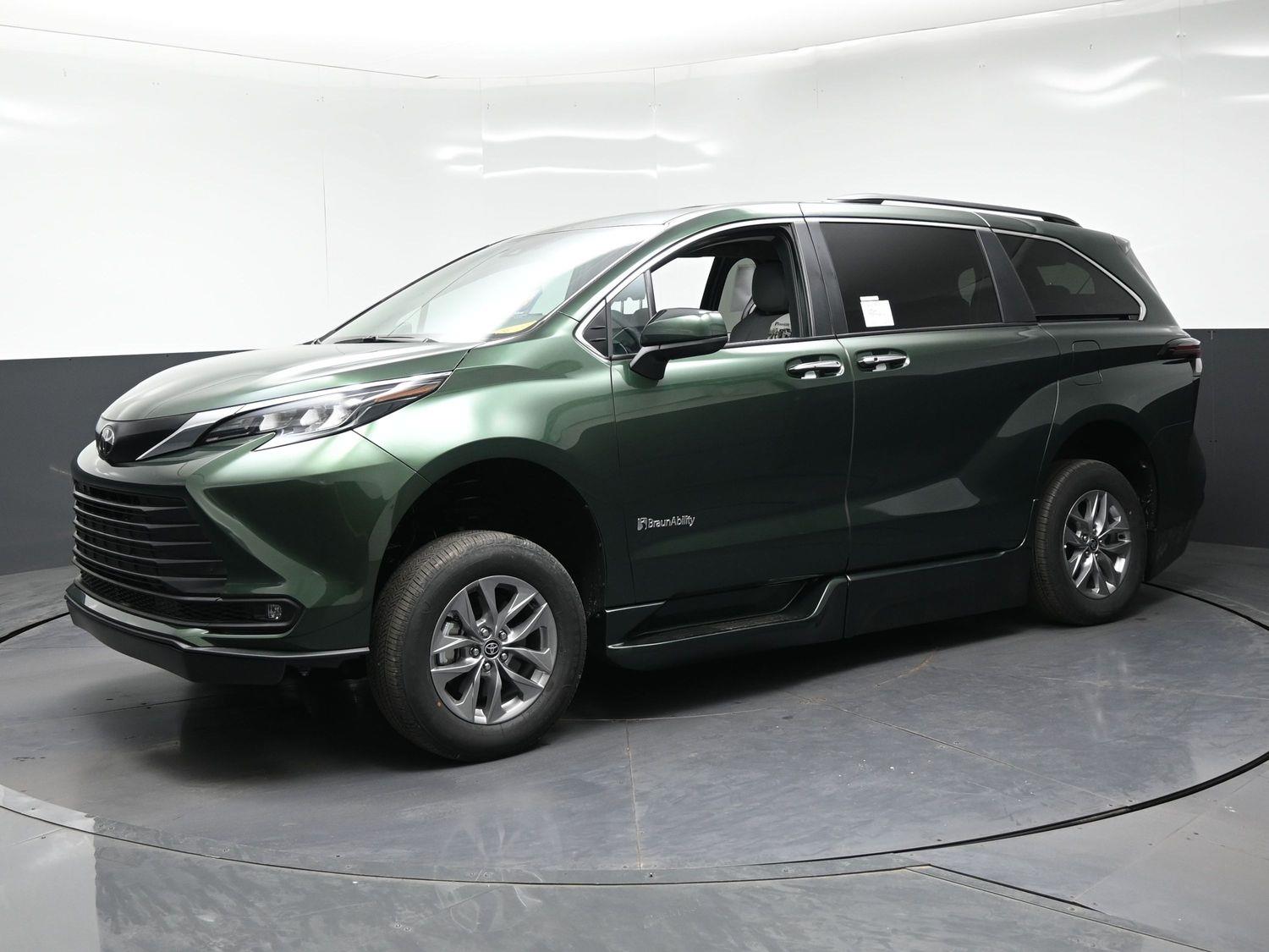 New 2026 Toyota Sienna XLE