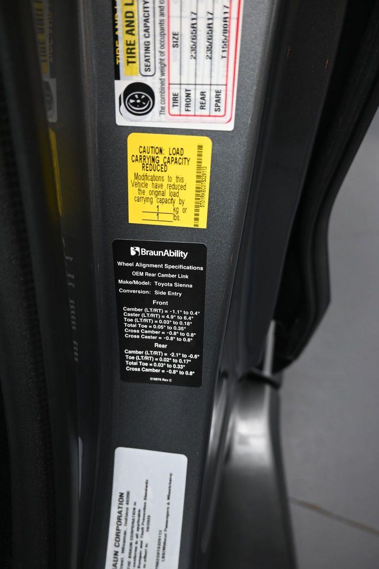 New 2026 Toyota Sienna XLE