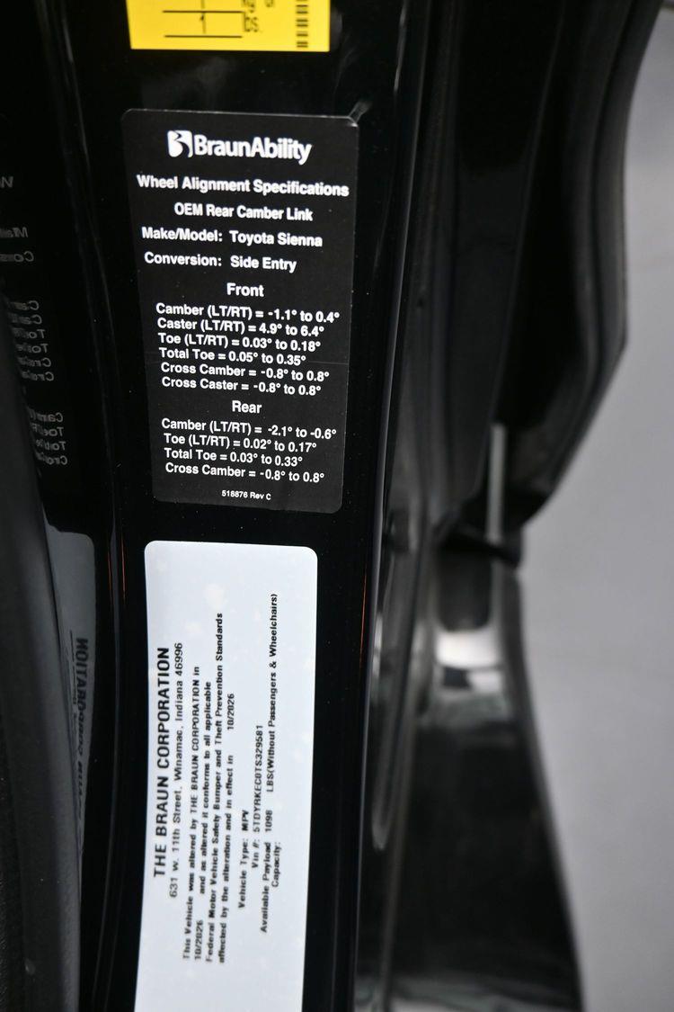 New 2026 Toyota Sienna XLE