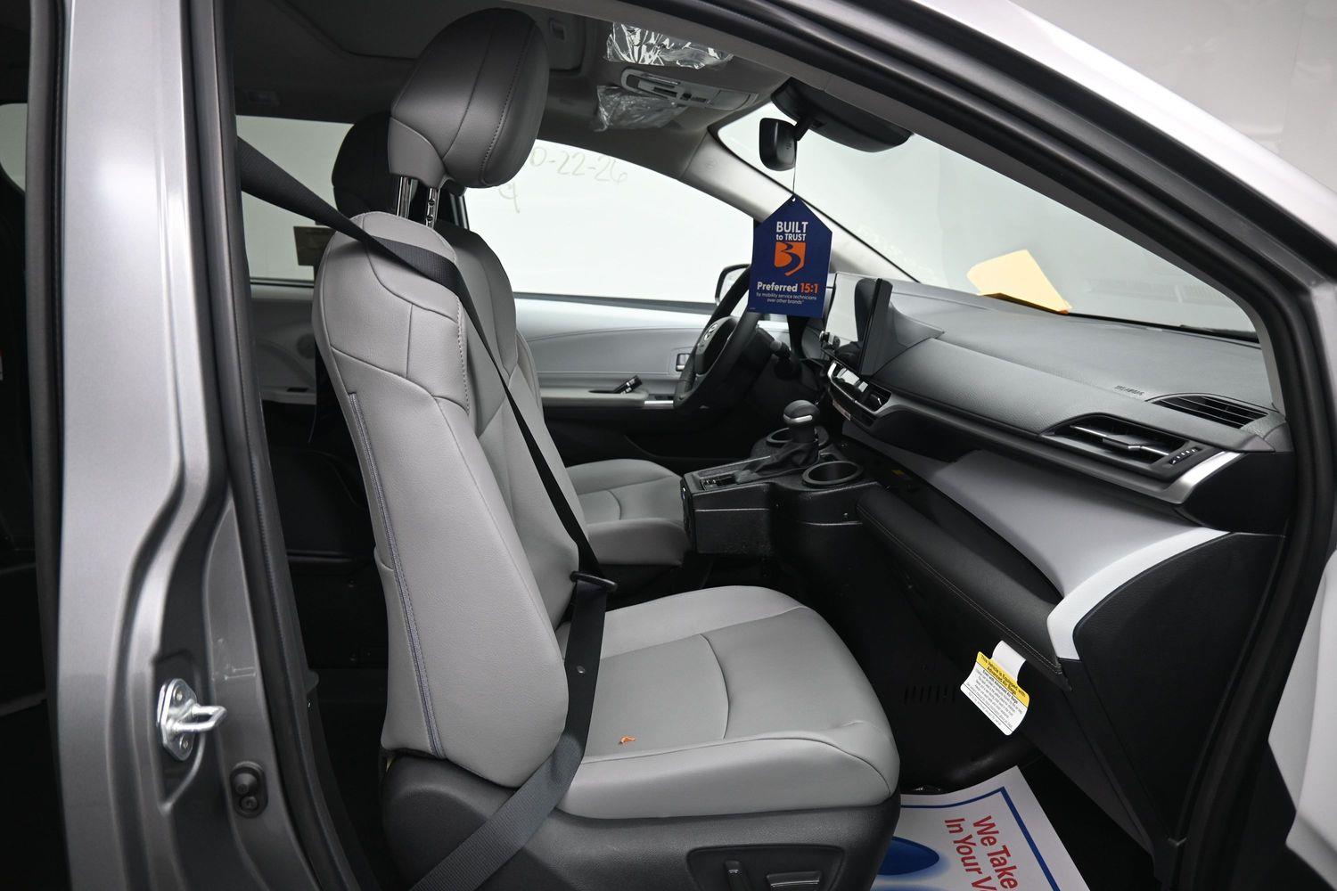 New 2026 Toyota Sienna XLE