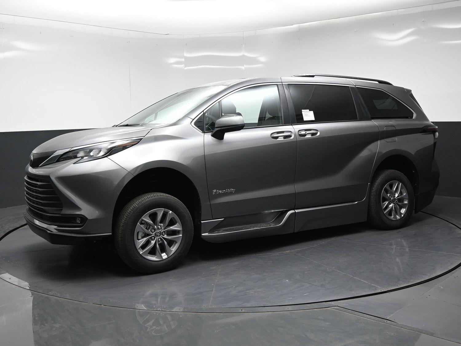New 2026 Toyota Sienna XLE