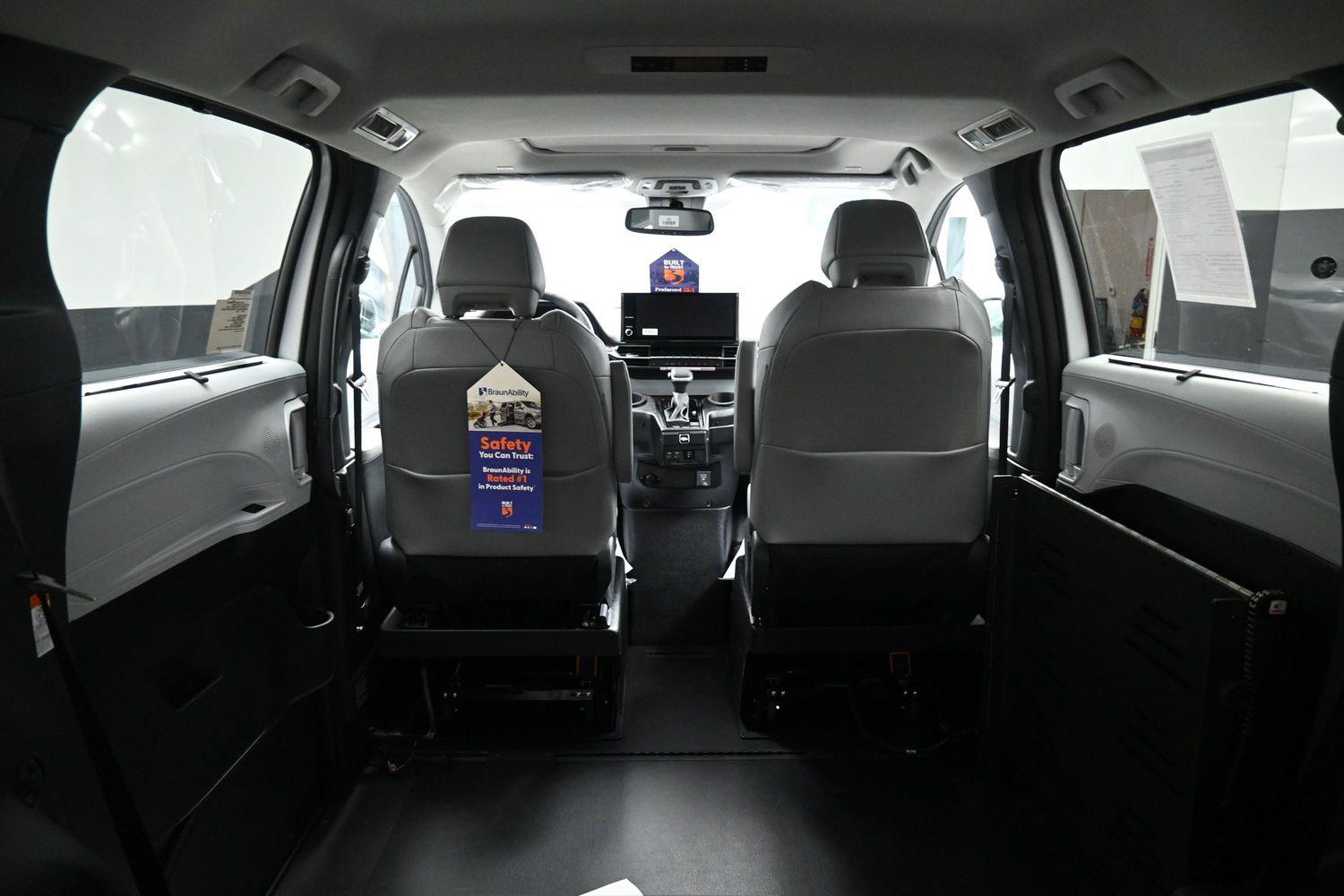 New 2026 Toyota Sienna XLE